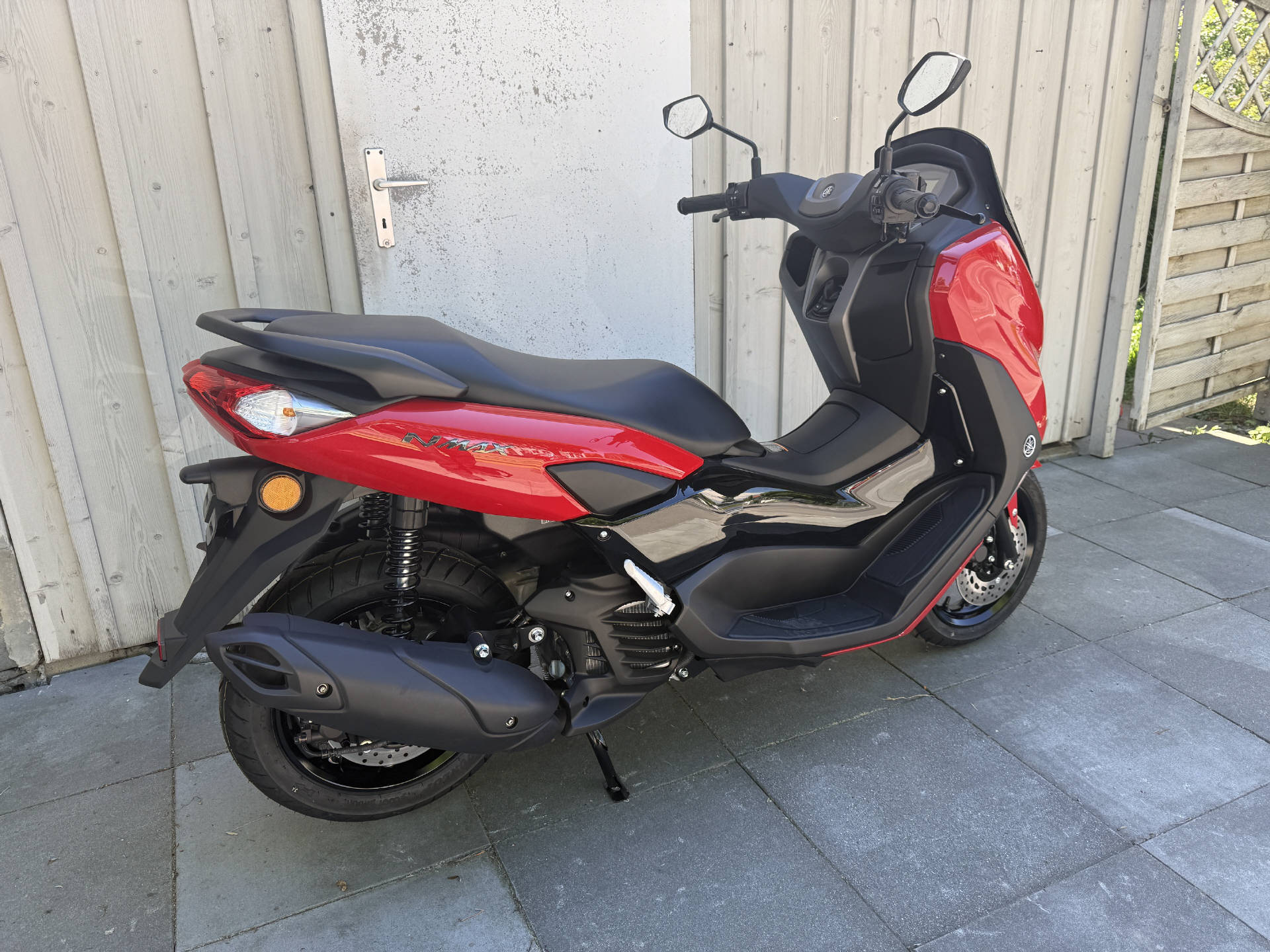 YAMAHA GPD 125 NMAX ABS-image-2