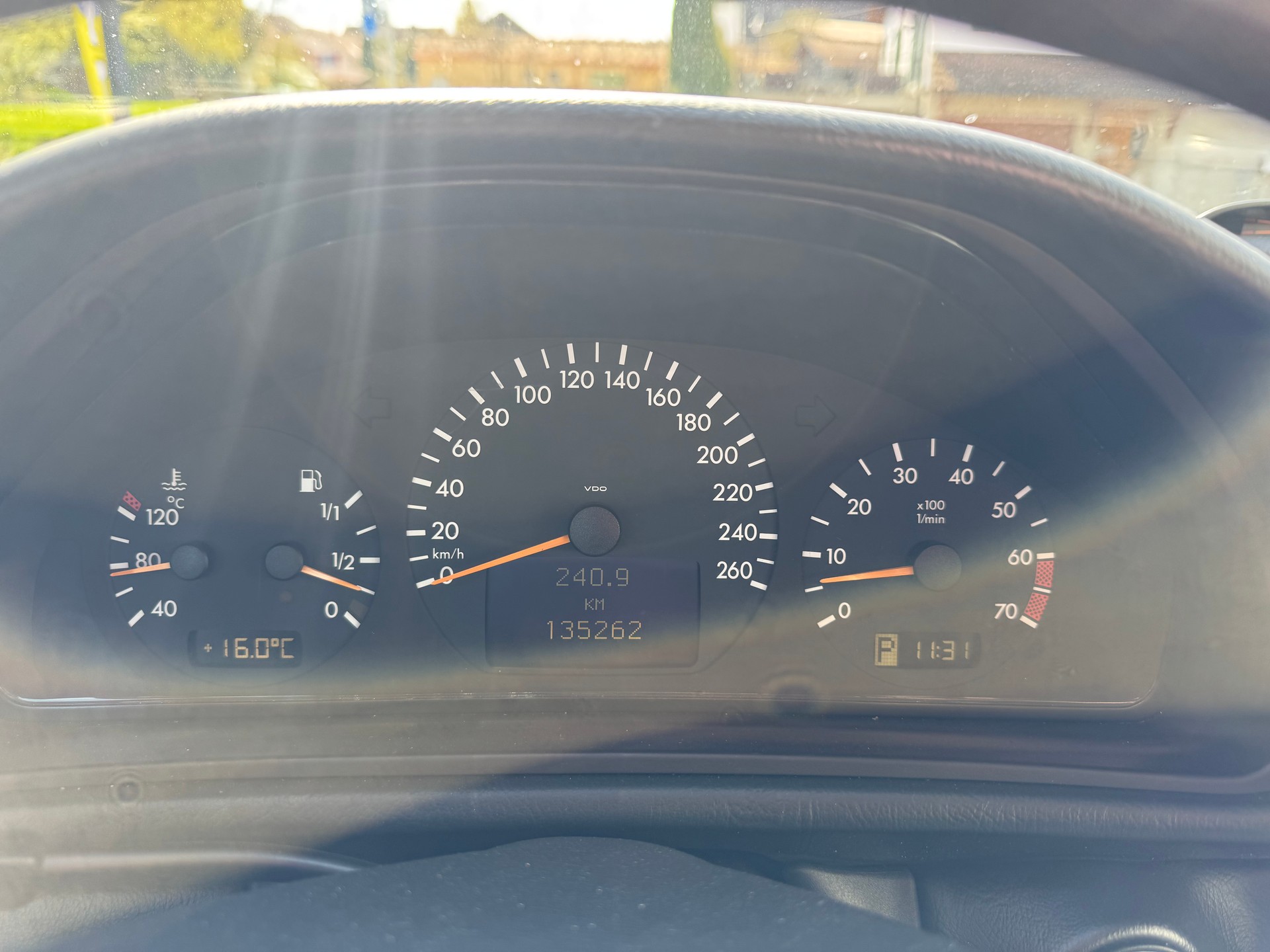 MERCEDES-BENZ CLK 430-image-3