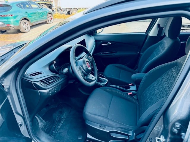 FIAT Tipo 1.5 Hybrid Station Wagon Swiss Edition Cross-image-1