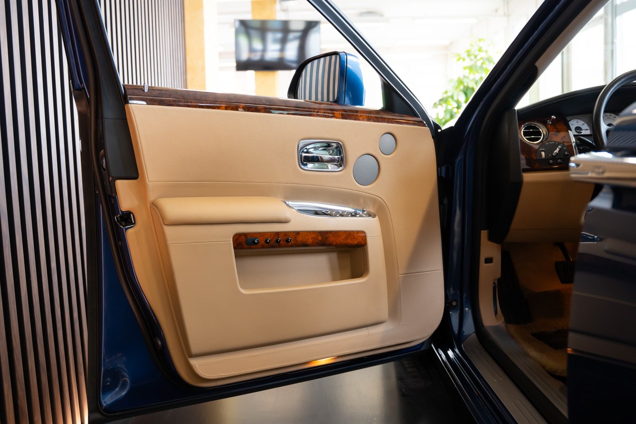 ROLLS-ROYCE Ghost 6.6 V12-image-30