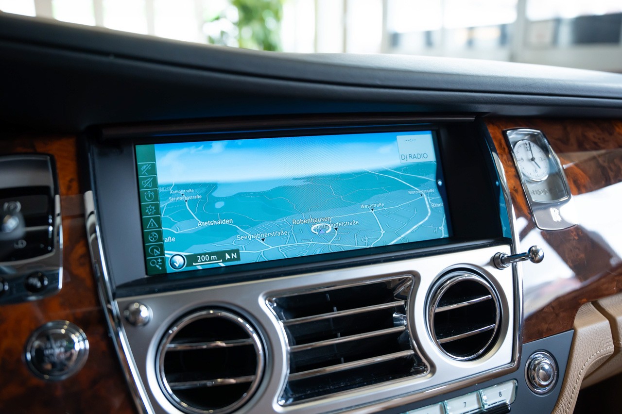 ROLLS-ROYCE Ghost 6.6 V12-image-23