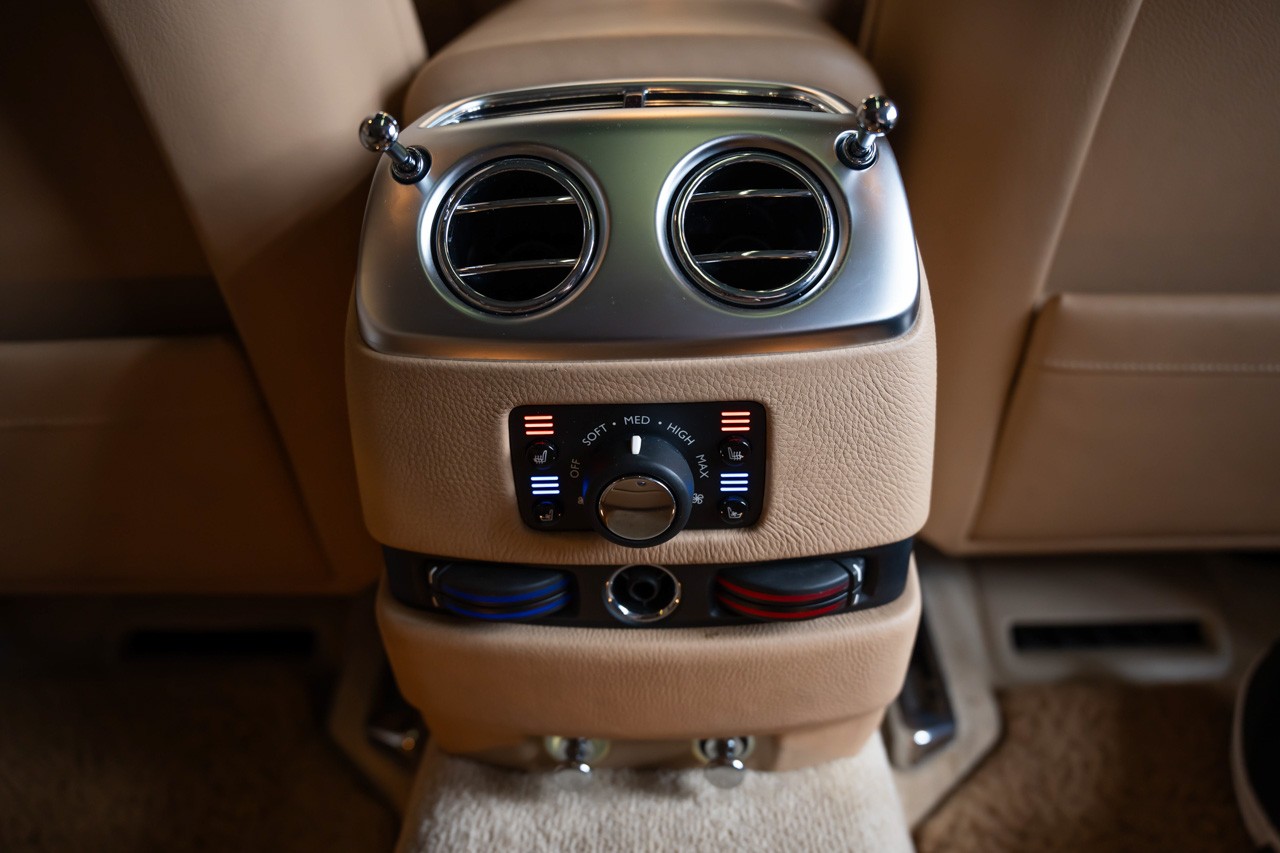 ROLLS-ROYCE Ghost 6.6 V12-image-29