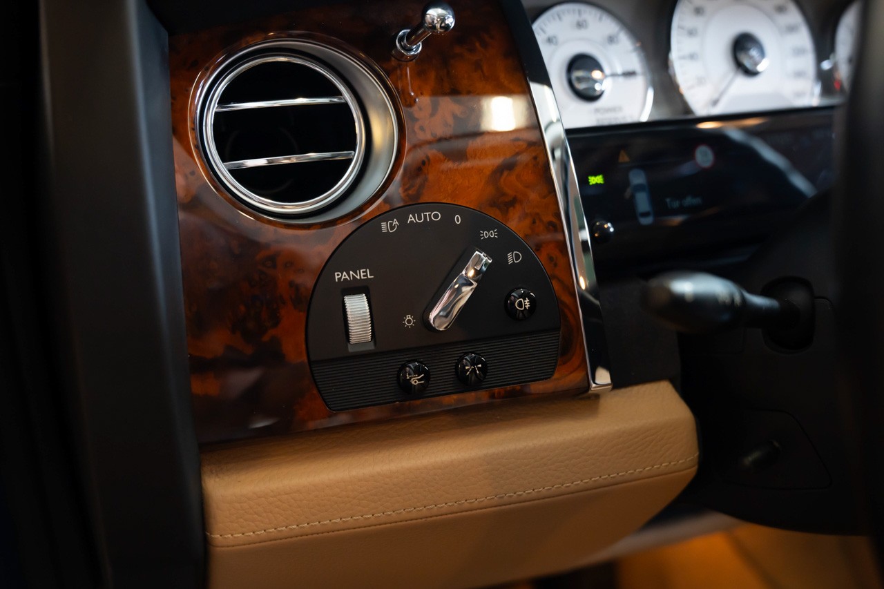 ROLLS-ROYCE Ghost 6.6 V12-image-34