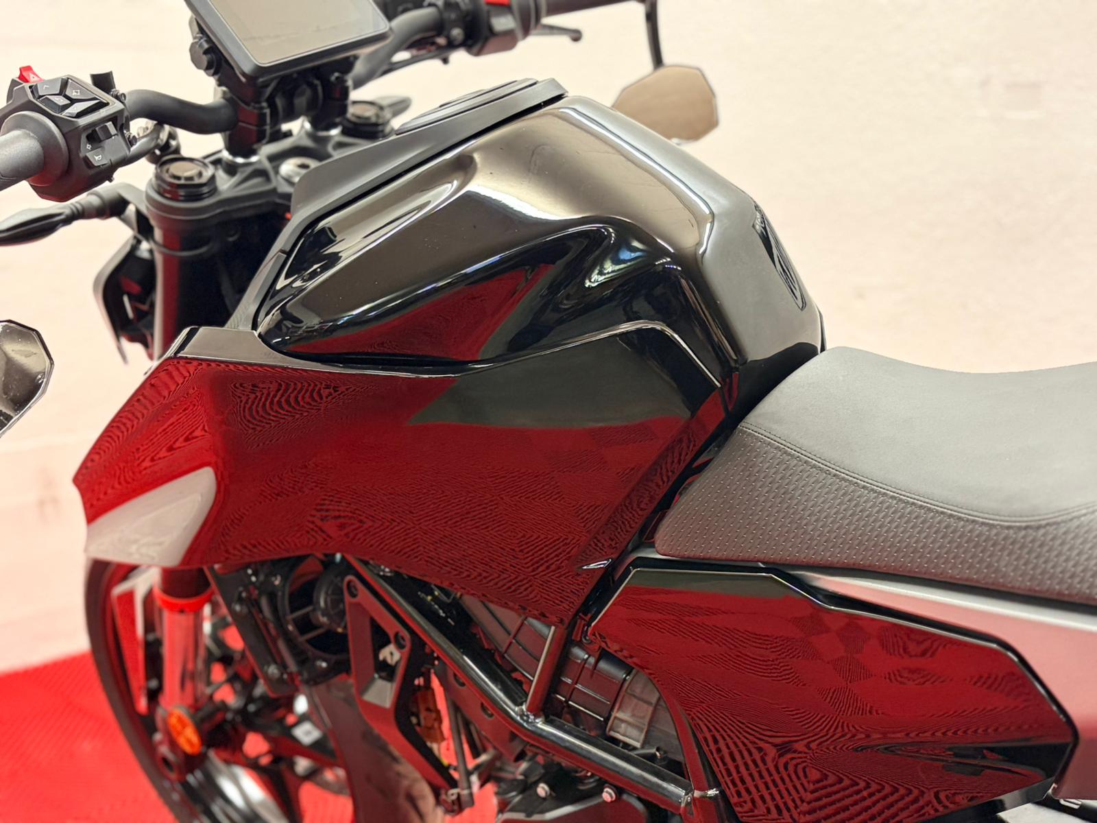 KTM Duke 125 Black Edition-image-8