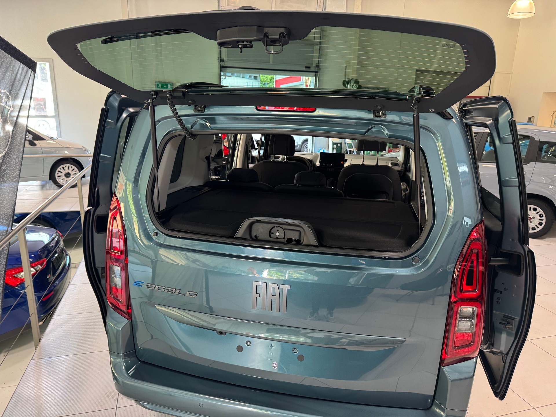 FIAT E-Doblò Elektro 100kW Lounge-image-9