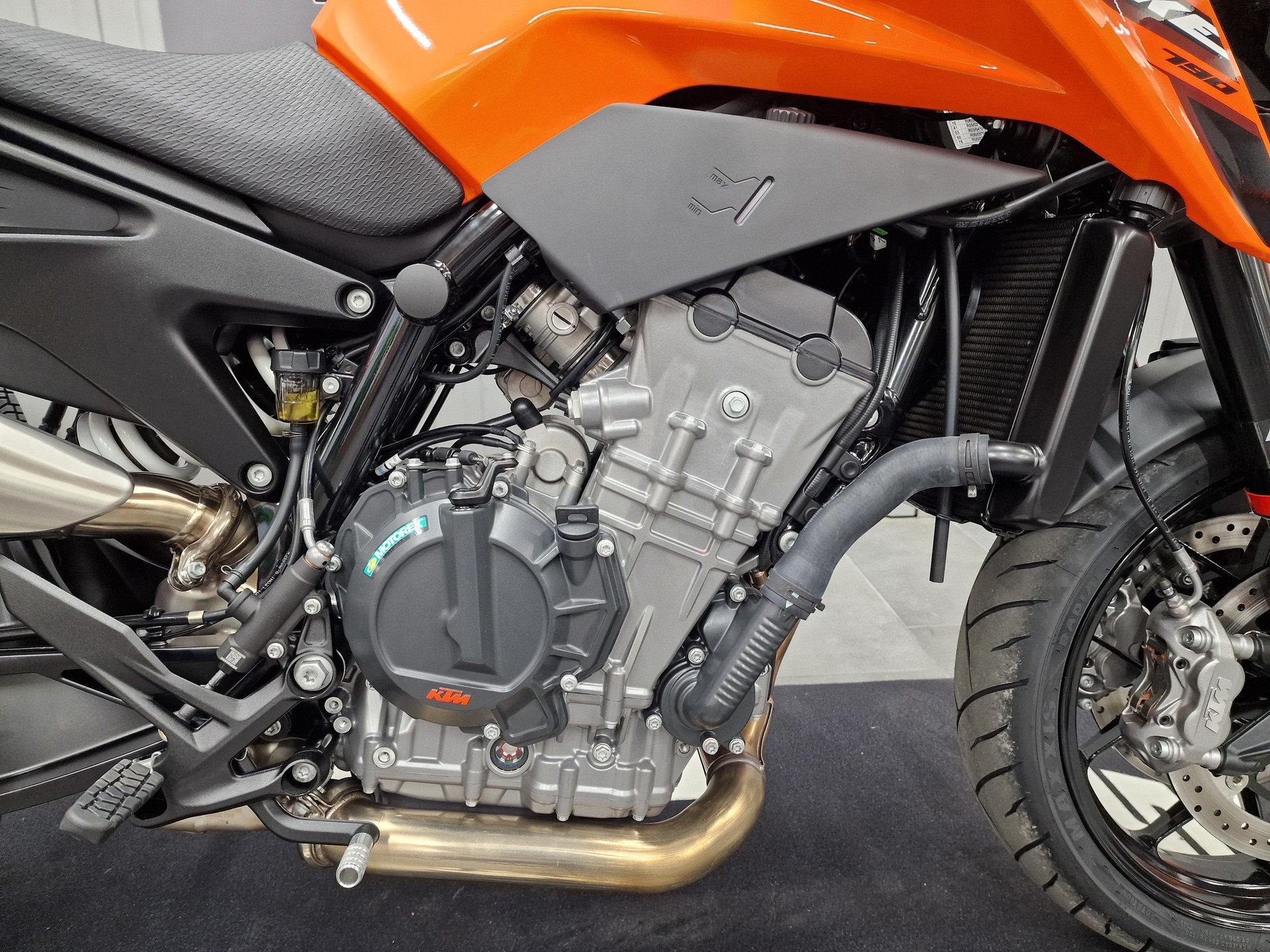 KTM 790 Duke-image-6