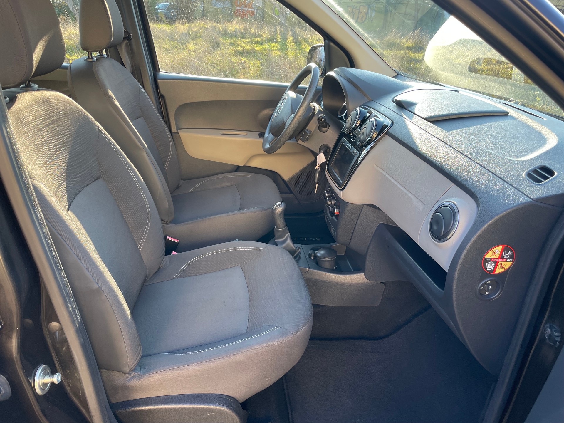 DACIA Lodgy 1.2 Turbo Ambiance 5PL-image-7
