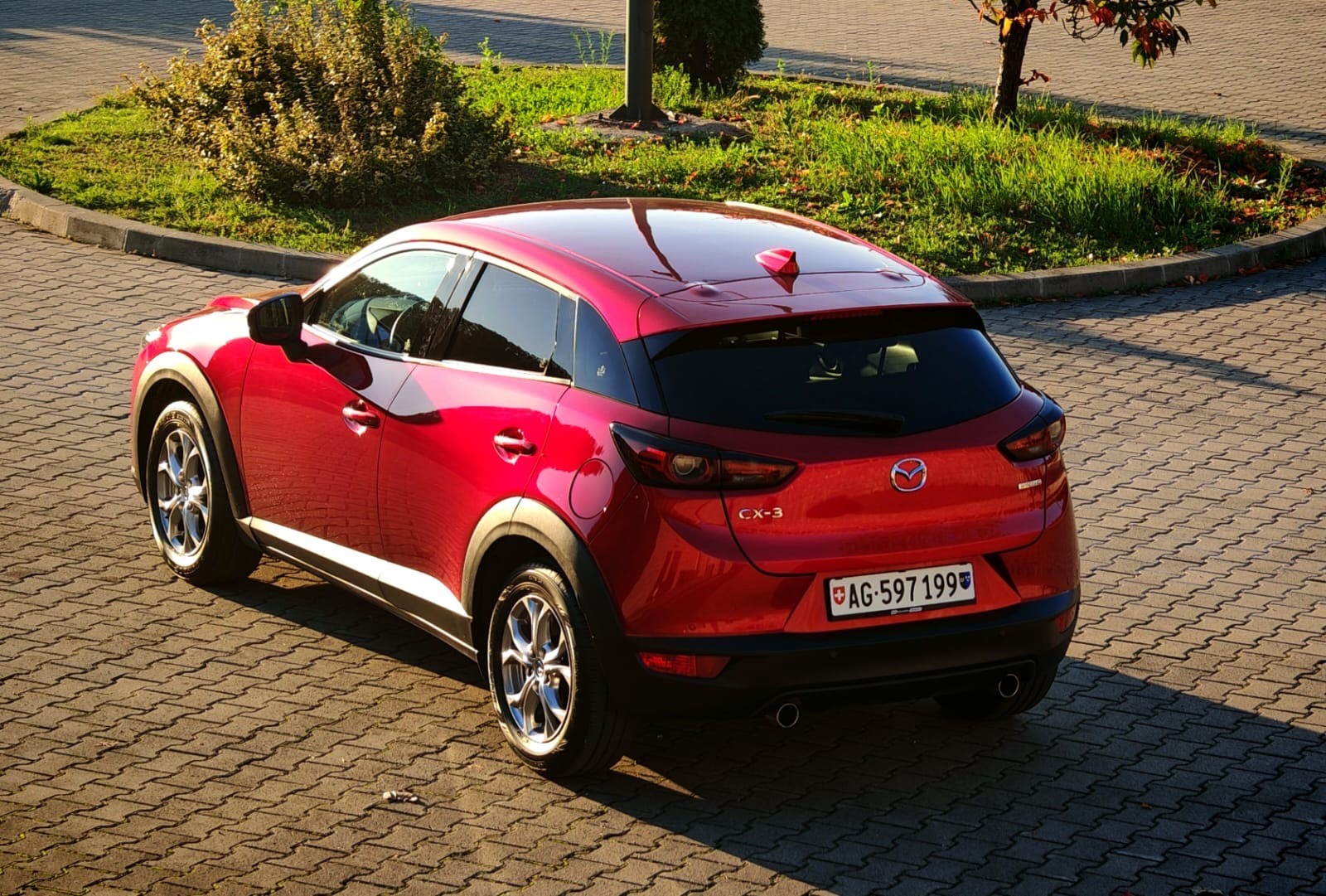 MAZDA CX-3 SKYACTIV-G 121 Ambition Plus FWD Automat-image-2
