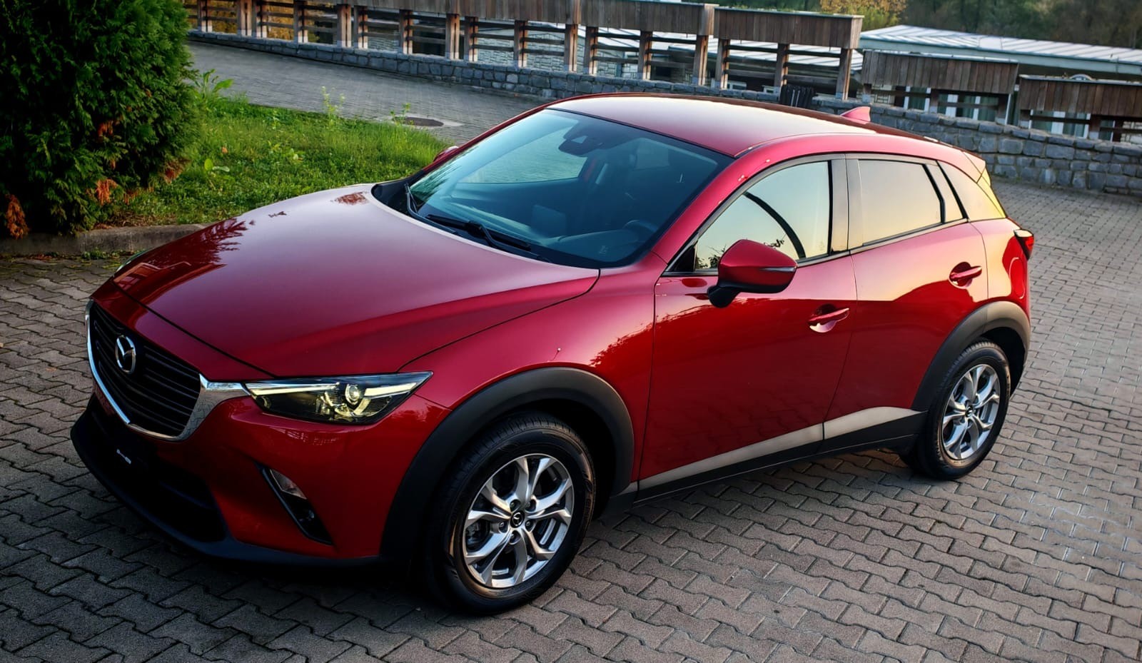 MAZDA CX-3 SKYACTIV-G 121 Ambition Plus FWD Automat-image-1