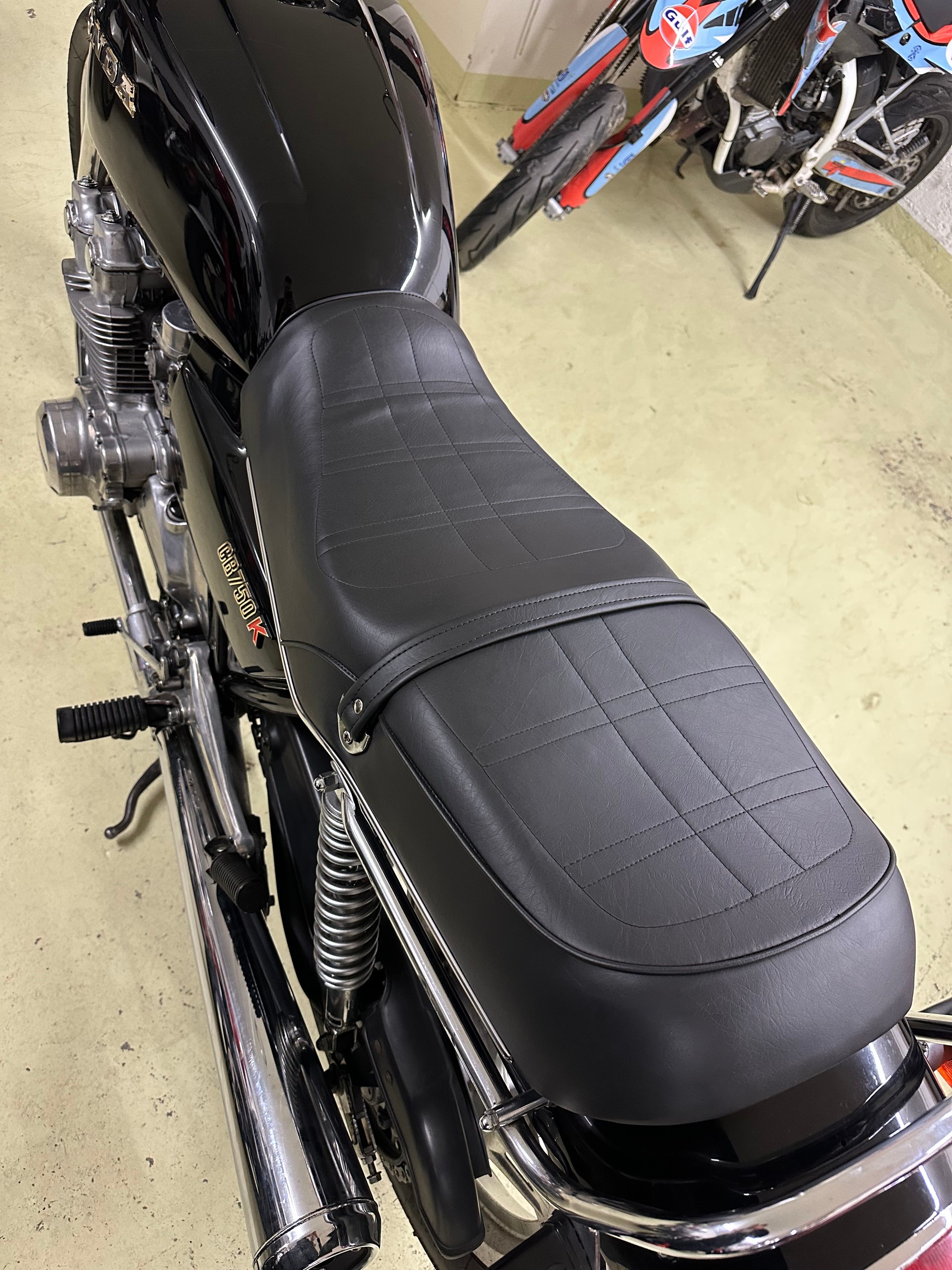 HONDA CB 750 KZ-image-8