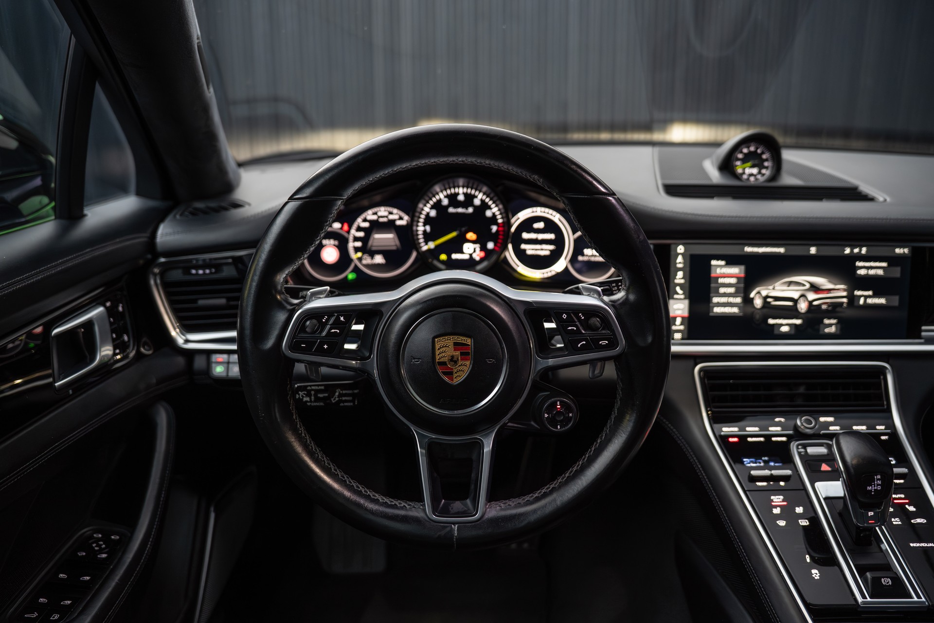 PORSCHE Panamera Turbo S E-Hybrid PDK-image-6