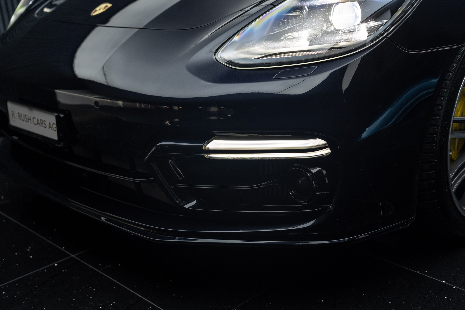 PORSCHE Panamera Turbo S E-Hybrid PDK-image-4