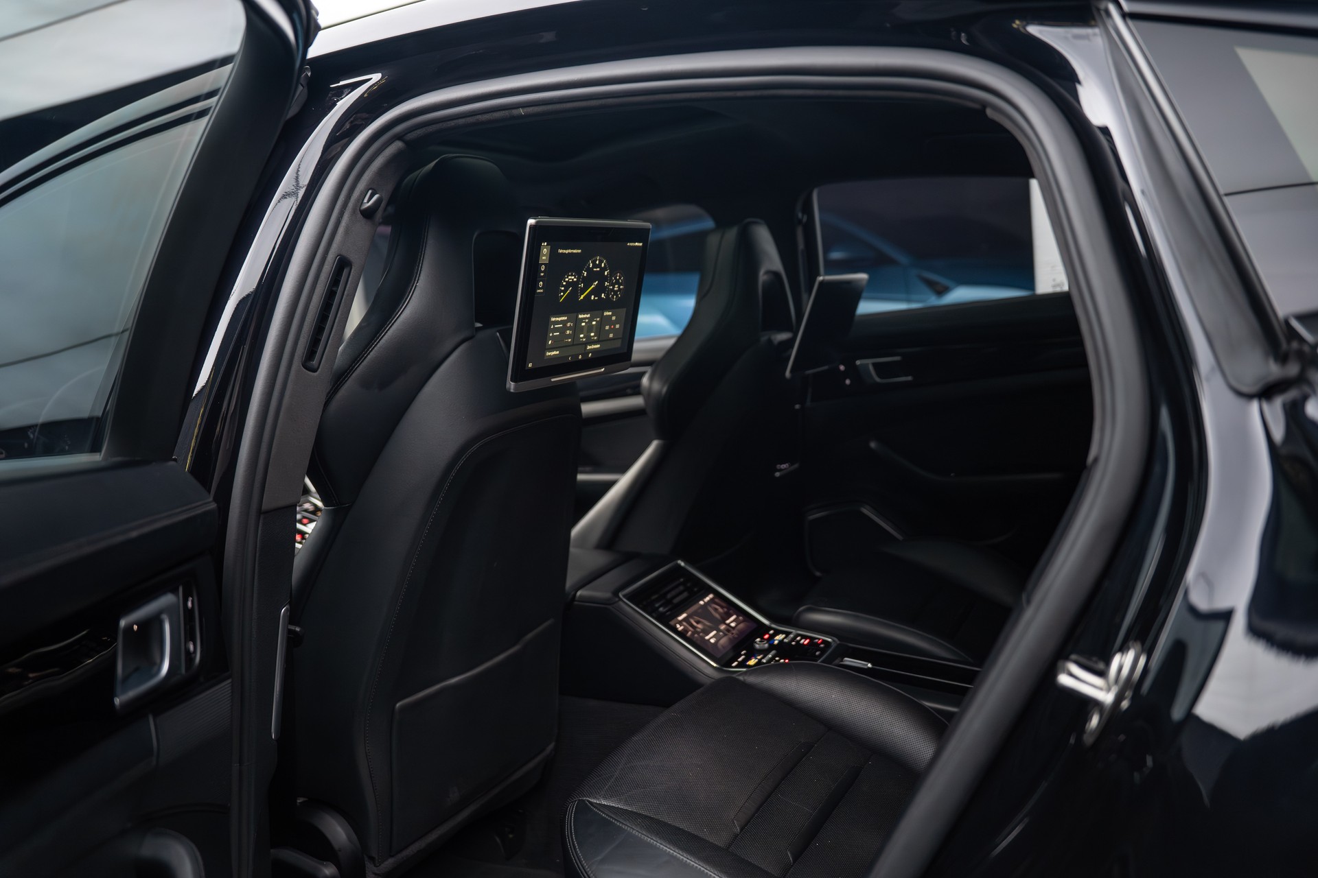 PORSCHE Panamera Turbo S E-Hybrid PDK-image-7