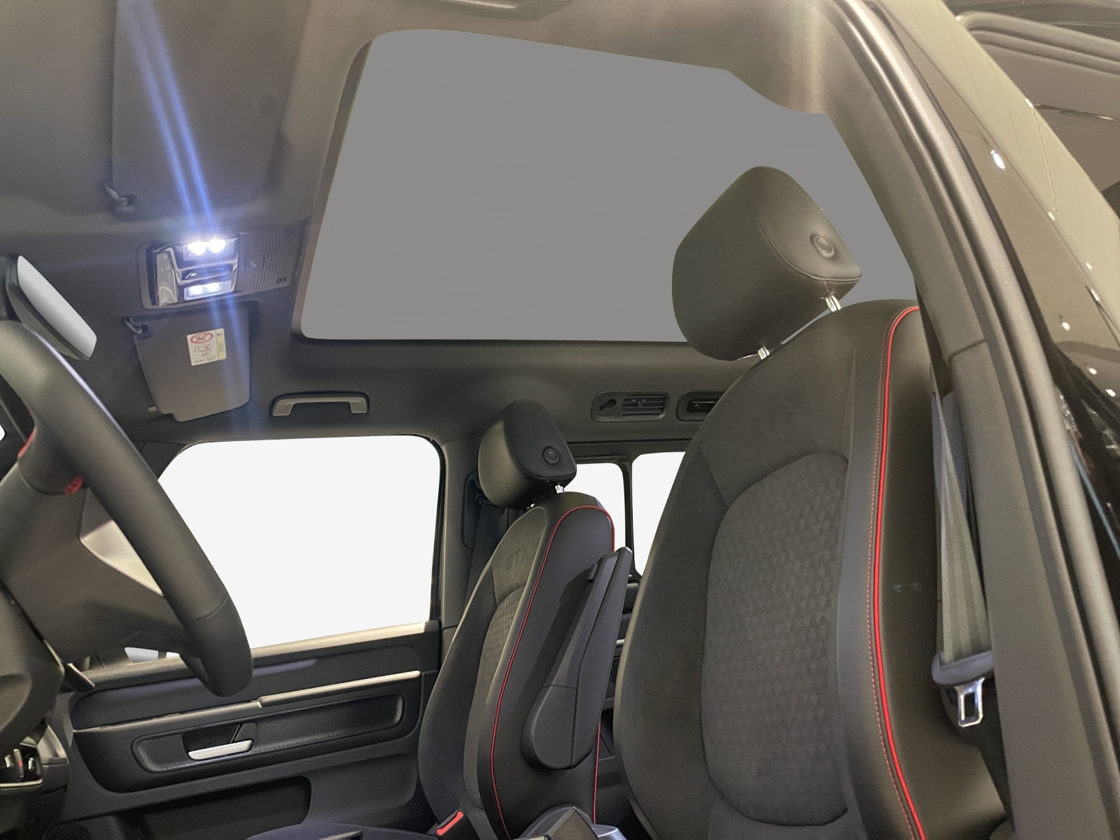 VW ID.Buzz NWB GTX 4 Motion-image-13