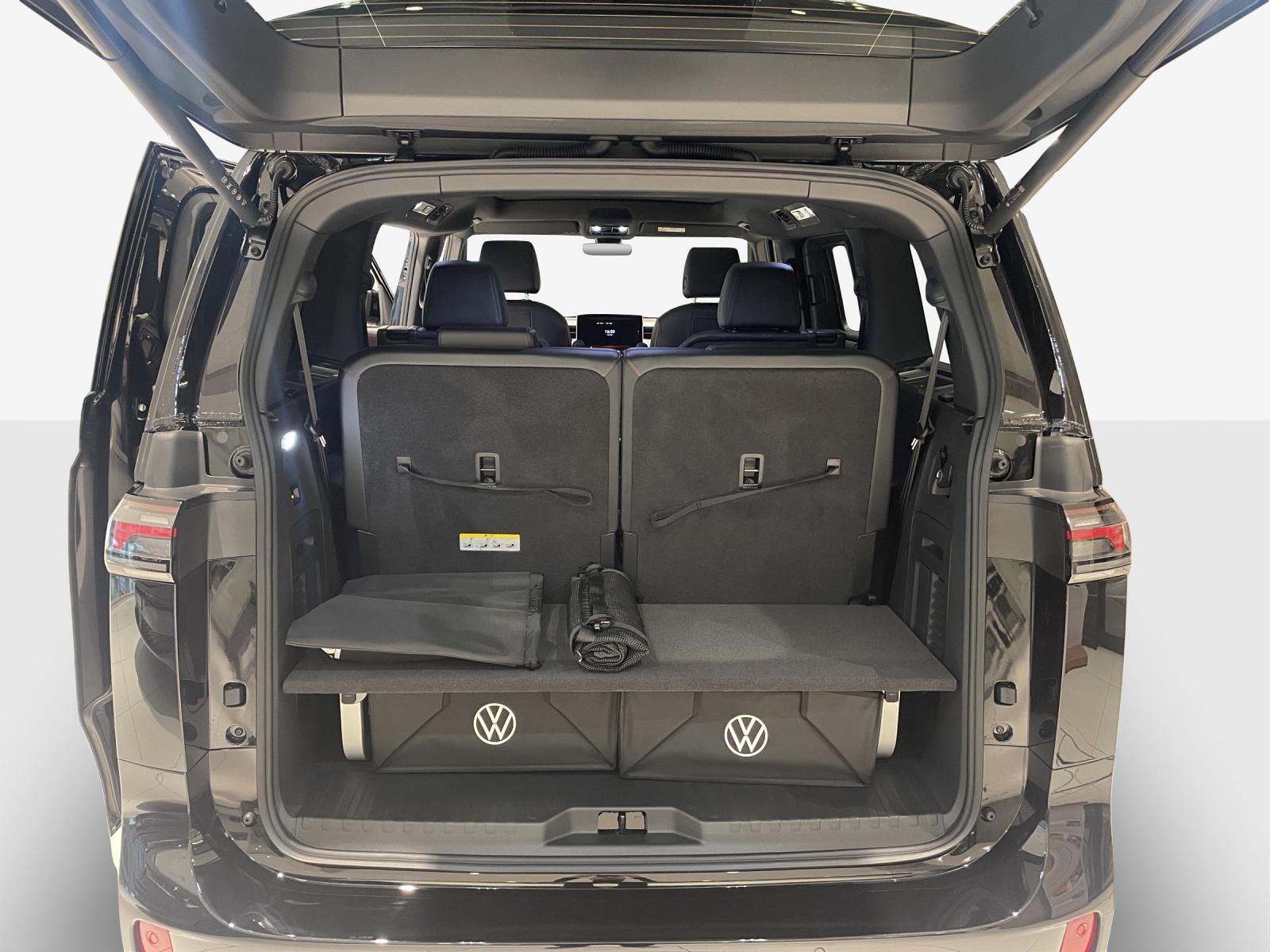VW ID.Buzz NWB GTX 4 Motion-image-12