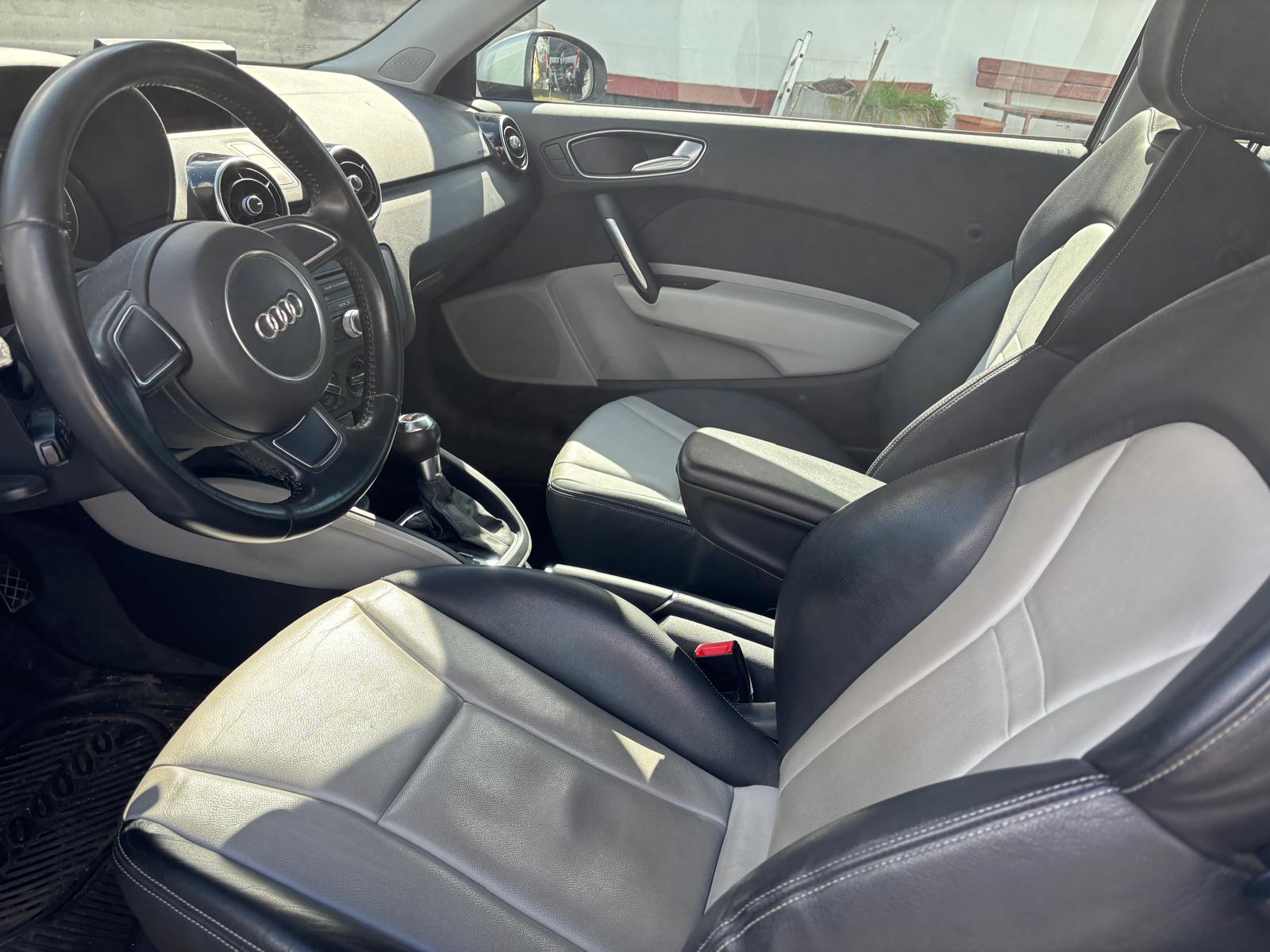 AUDI A1 1.4 TFSI Ambition S-tronic-image-8