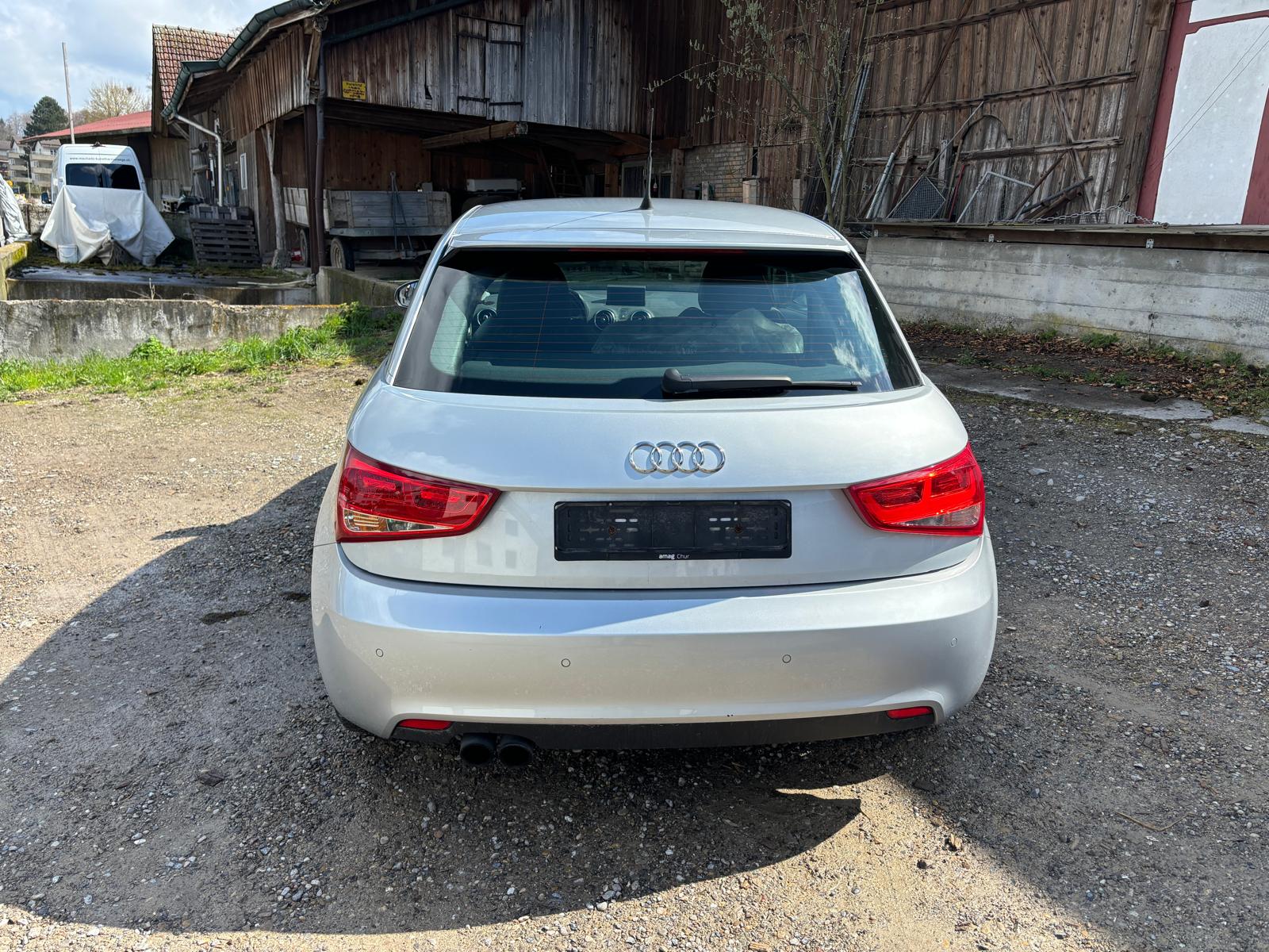 AUDI A1 1.4 TFSI Ambition S-tronic-image-7