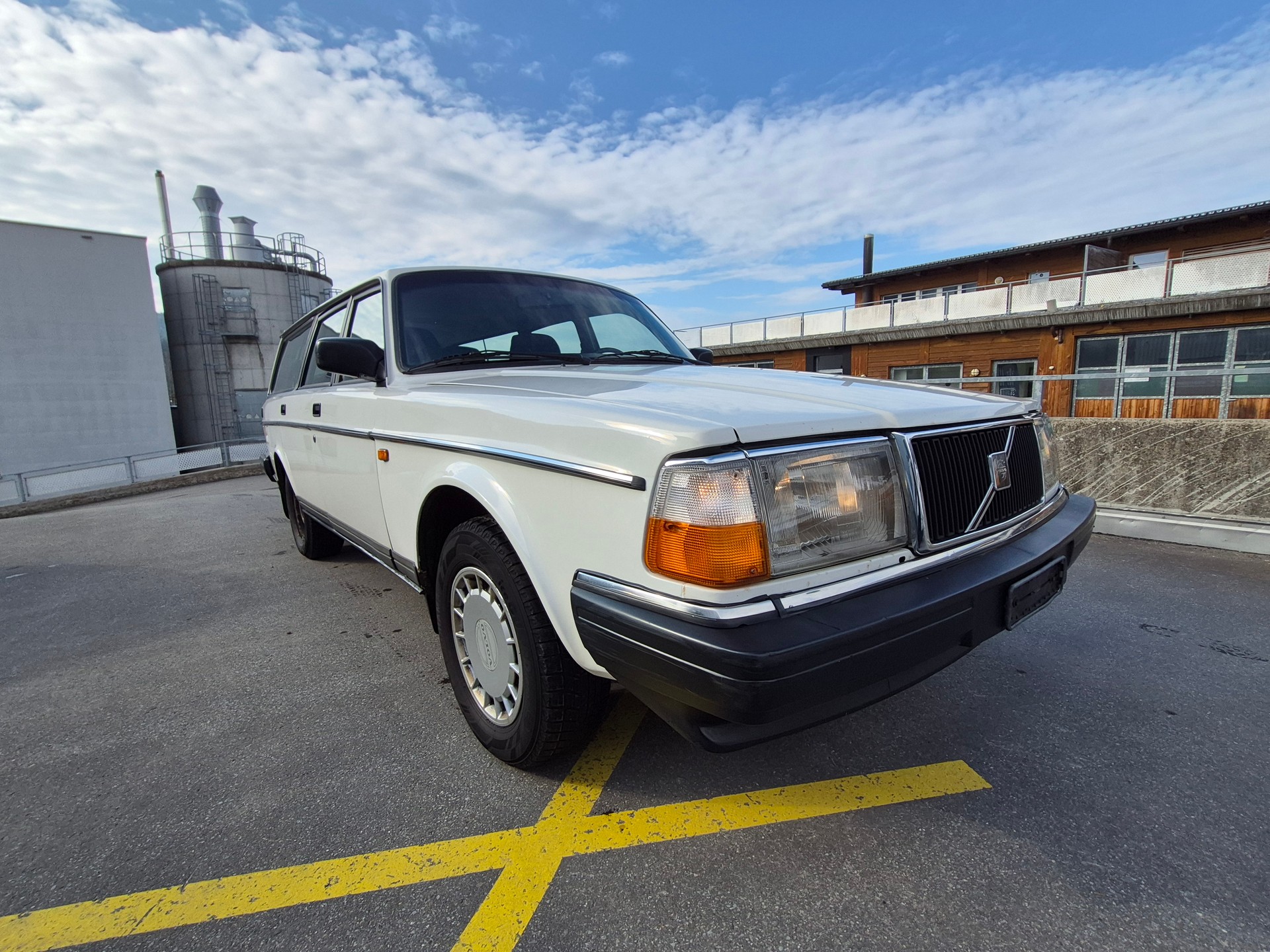 VOLVO 240 2.3 Classic