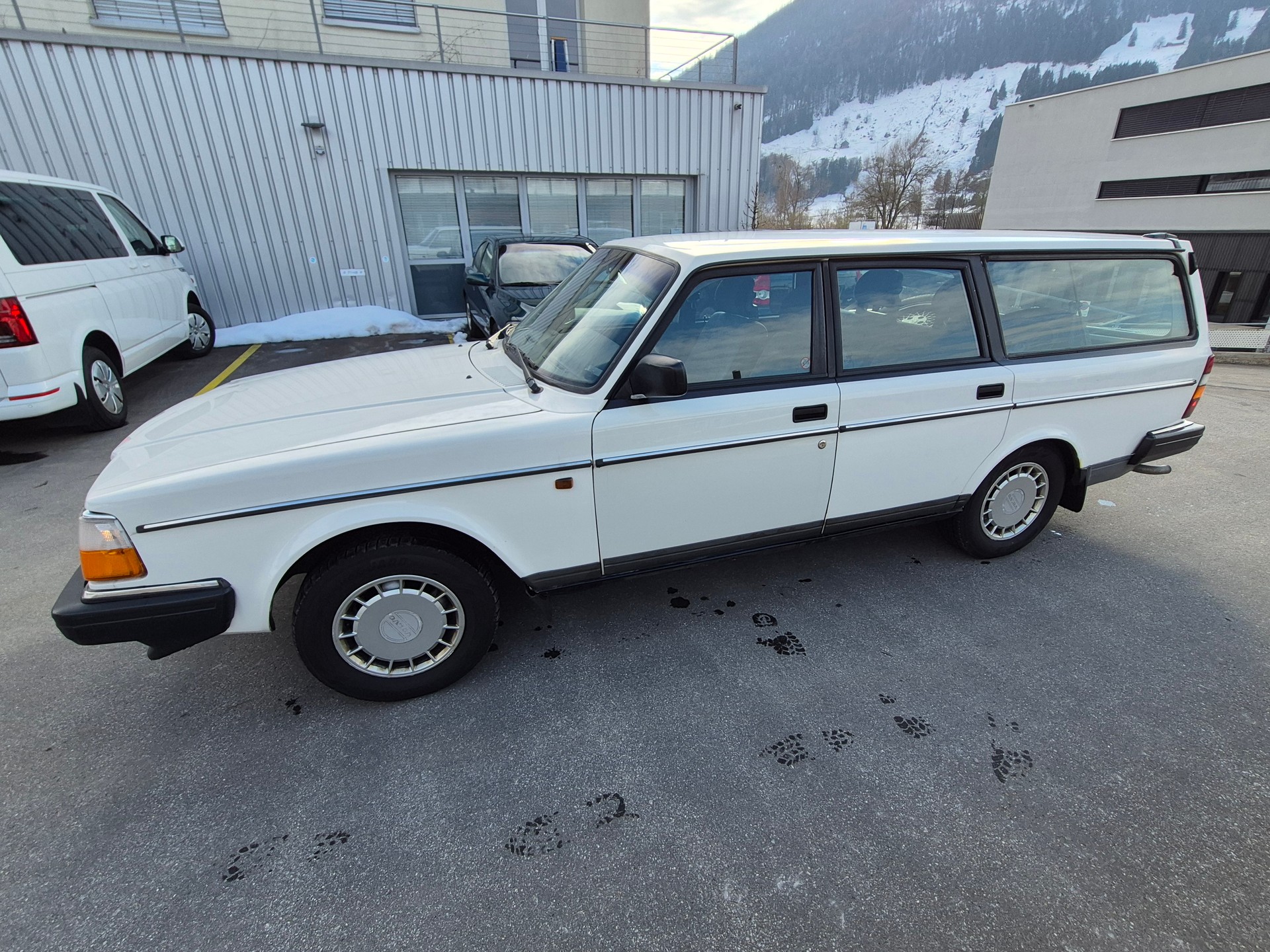 VOLVO 240 2.3 Classic-image-7