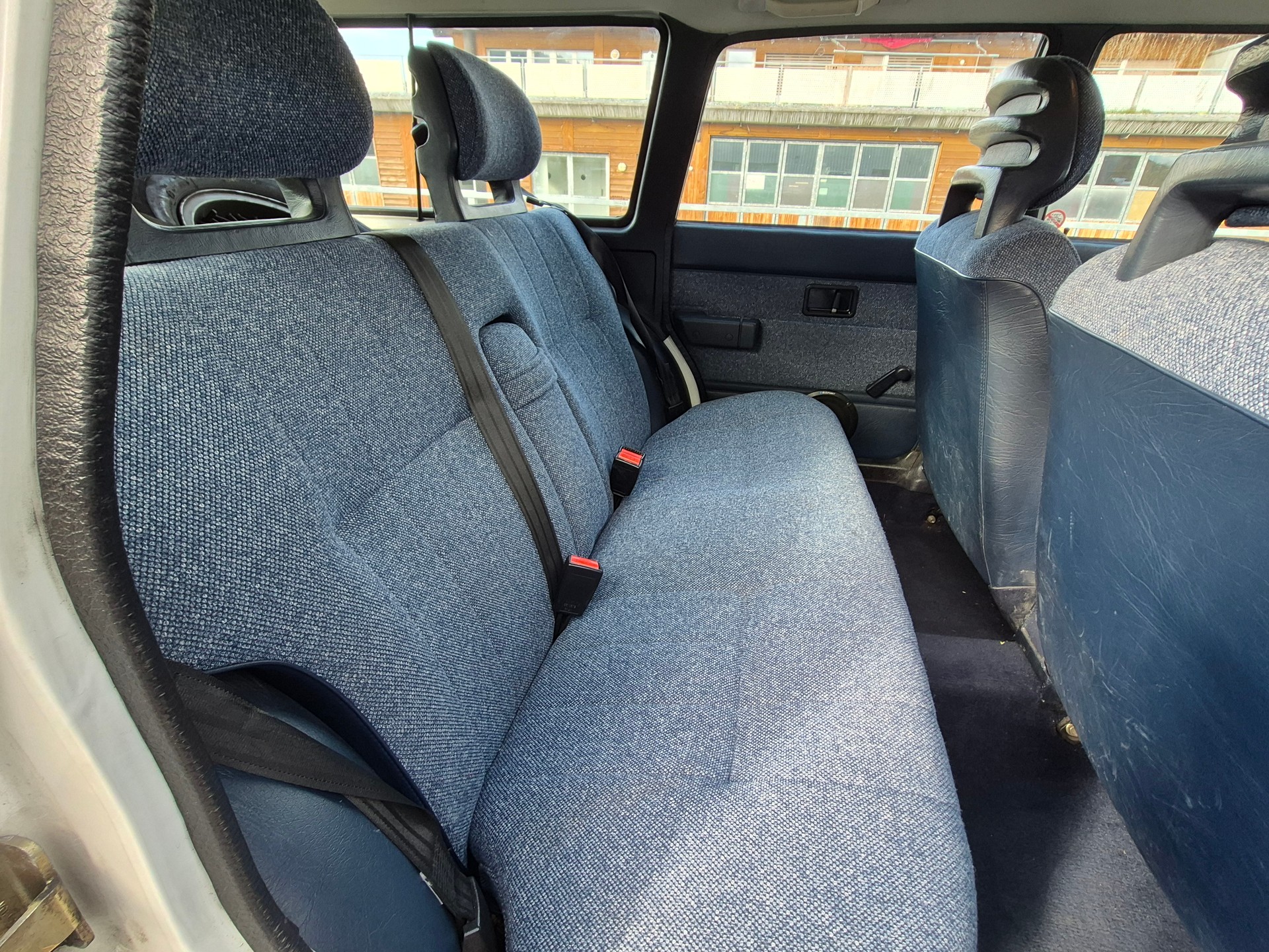 VOLVO 240 2.3 Classic-image-12