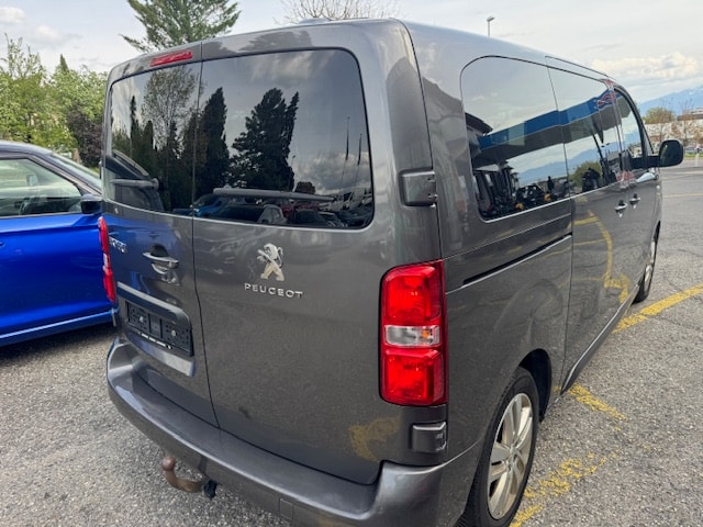 PEUGEOT Traveller 2.0 BlueHDi Active Standard EAT-image-2