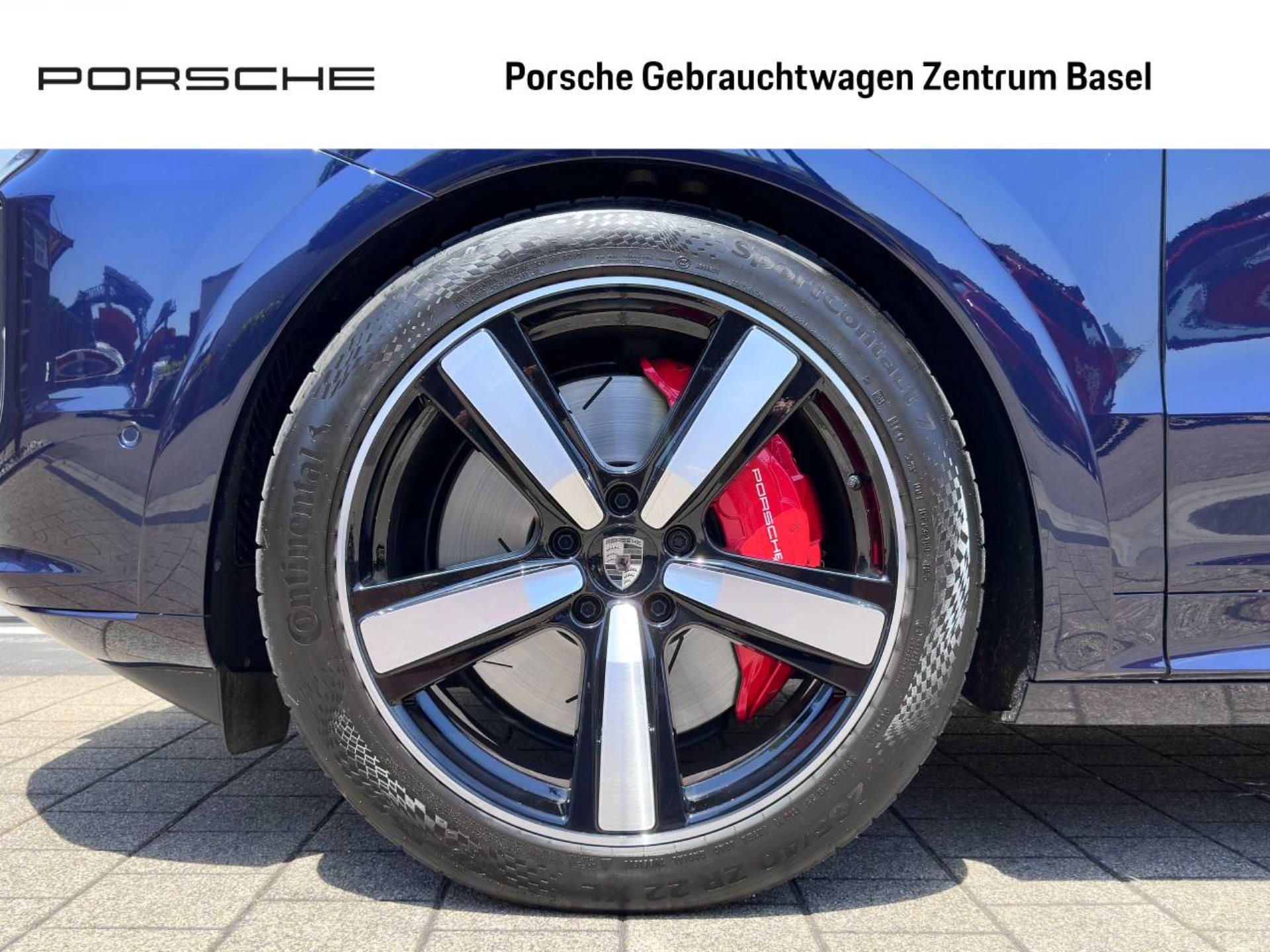 PORSCHE Cayenne Turbo E-Hybrid-image-7