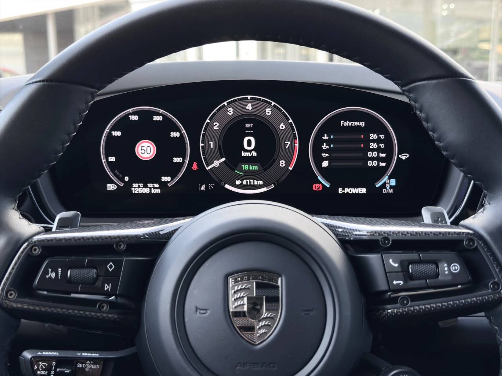 PORSCHE Cayenne Turbo E-Hybrid-image-14