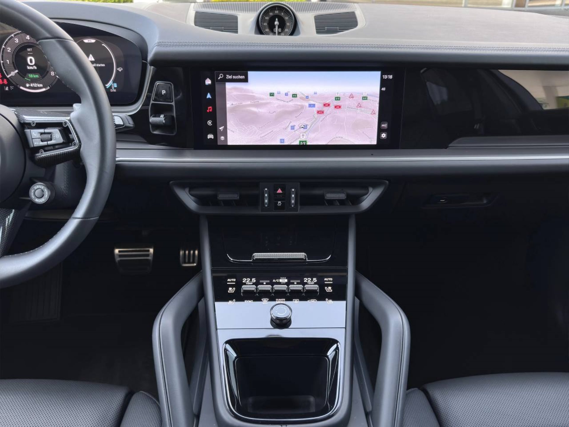 PORSCHE Cayenne Turbo E-Hybrid-image-17