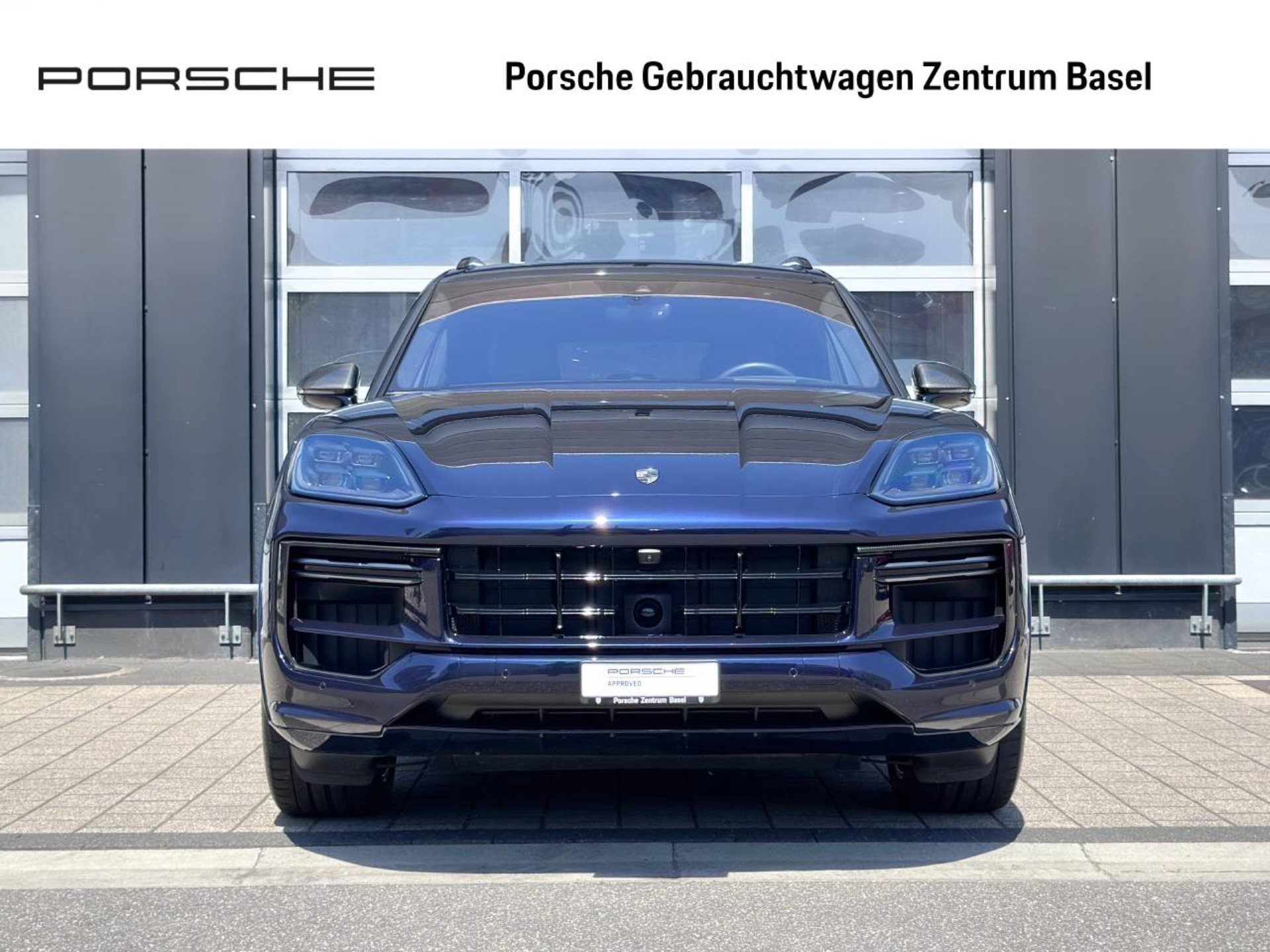 PORSCHE Cayenne Turbo E-Hybrid-image-5