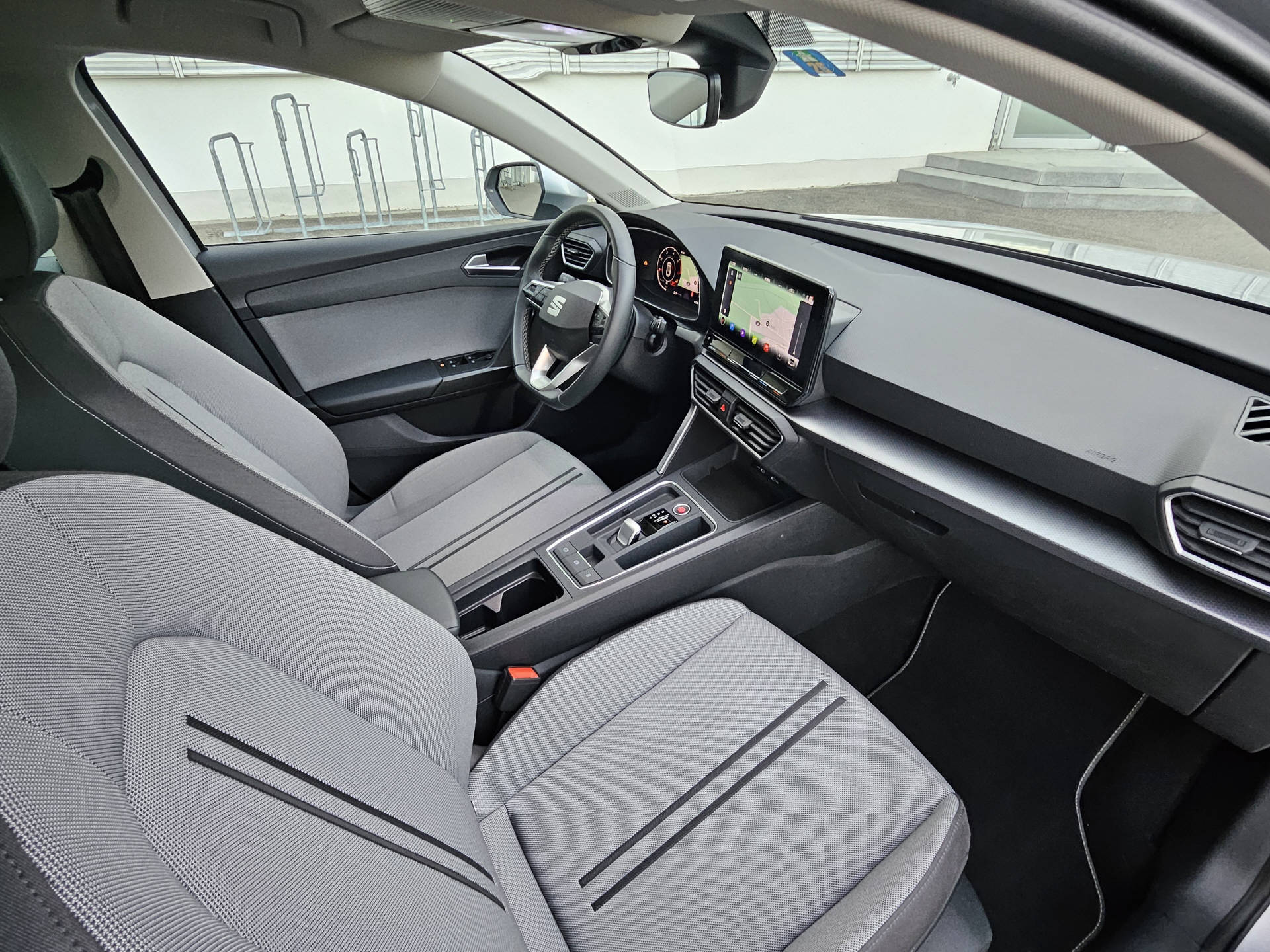 SEAT Leon ST 2.0 TDI Style DSG* Navi * Abstandsregeltempomat ACC *-image-15