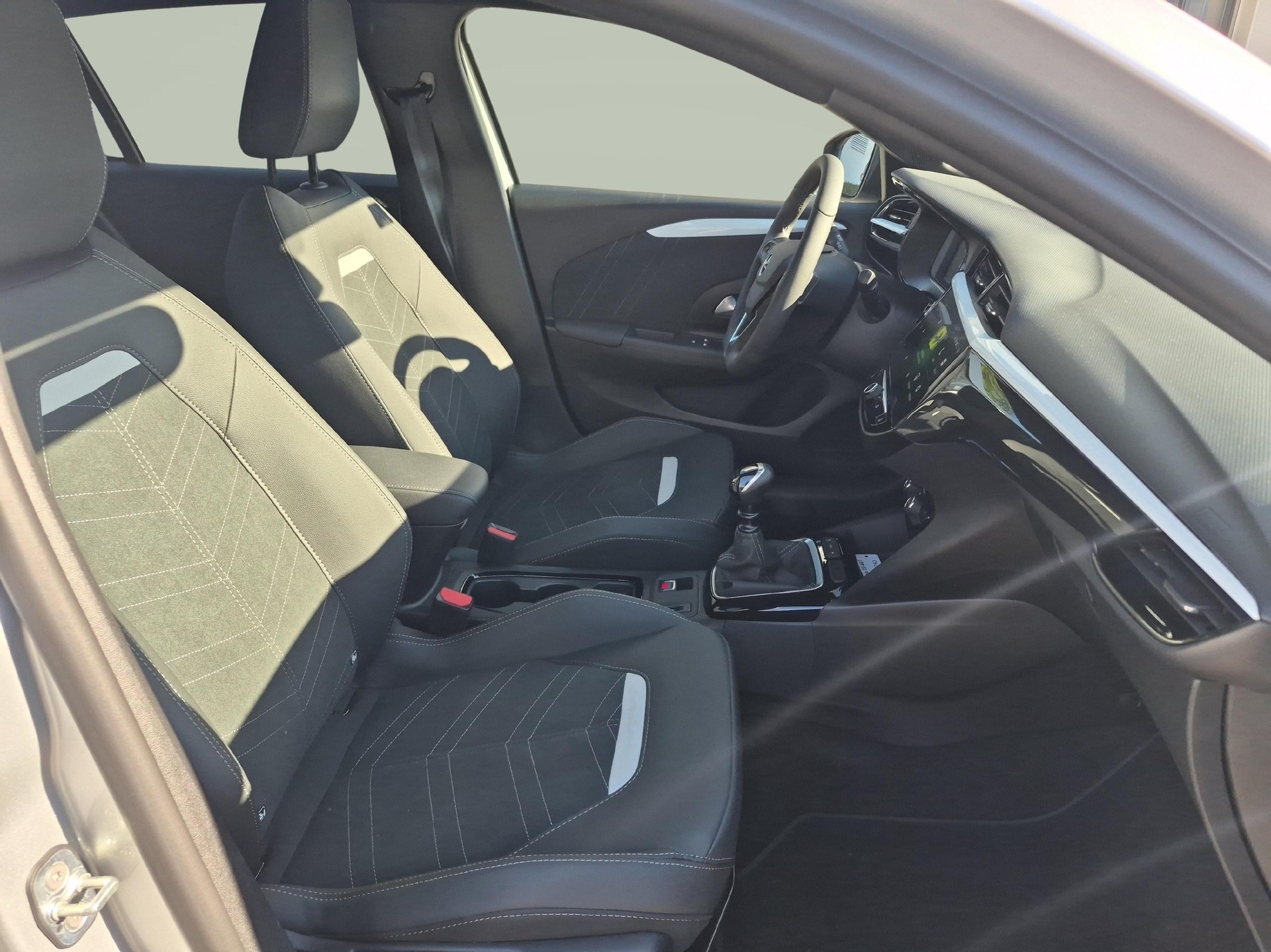 OPEL Corsa 1.2 T GS / ab 3,99% Leasing bei Abschluss einer Protect Autoversicherung-image-9