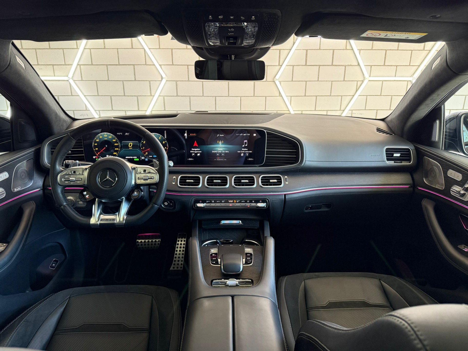 MERCEDES-BENZ GLE Coupé 53 AMG 4Matic+ Speedshift-image-8