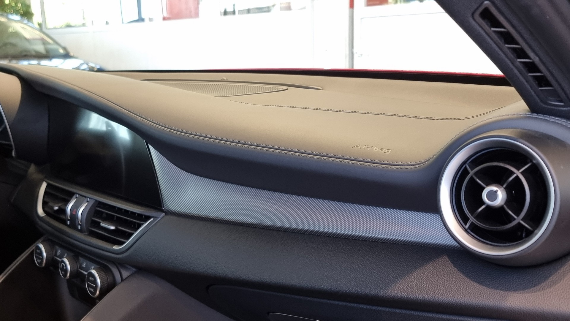 ALFA ROMEO Giulia 2.0 Q4 Veloce Premium Sky-image-12