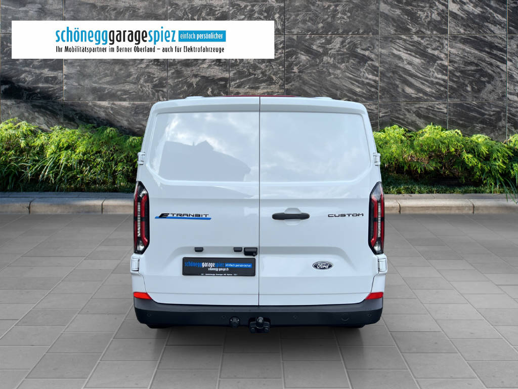 FORD E-Transit C Van 320 L1 Trend-image-4