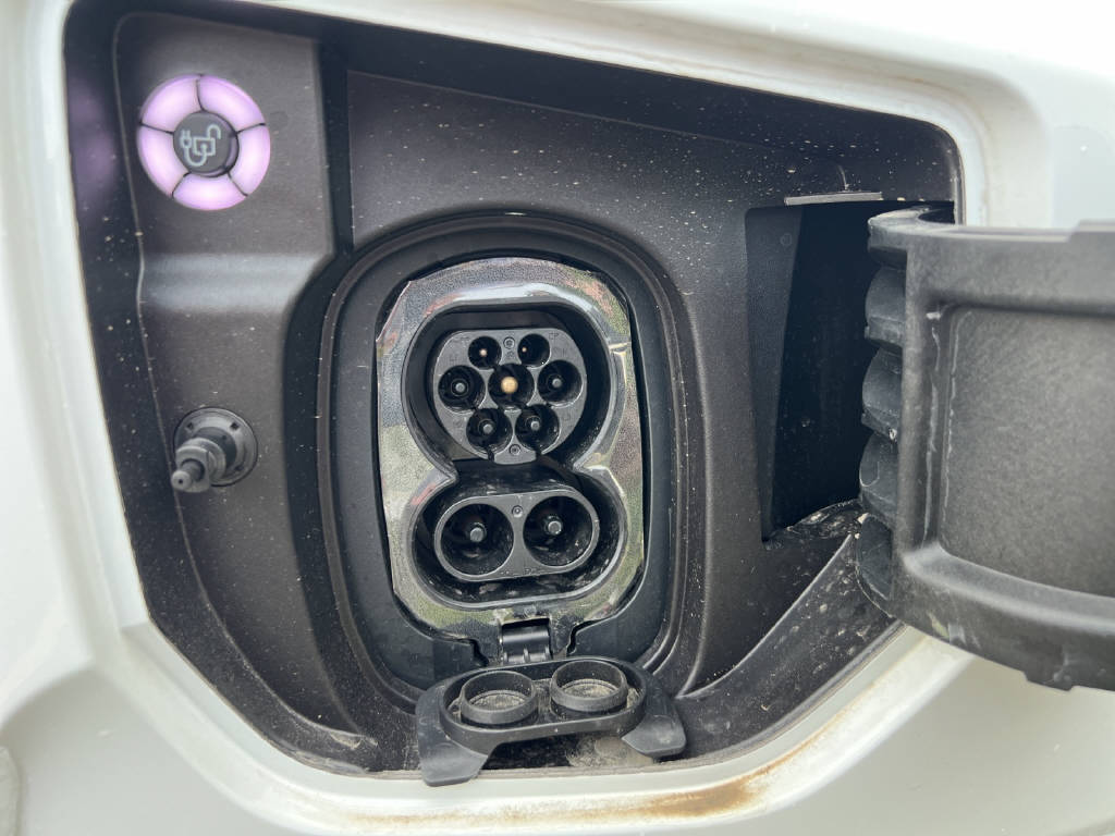 FORD E-Transit C Van 320 L1 Trend-image-10
