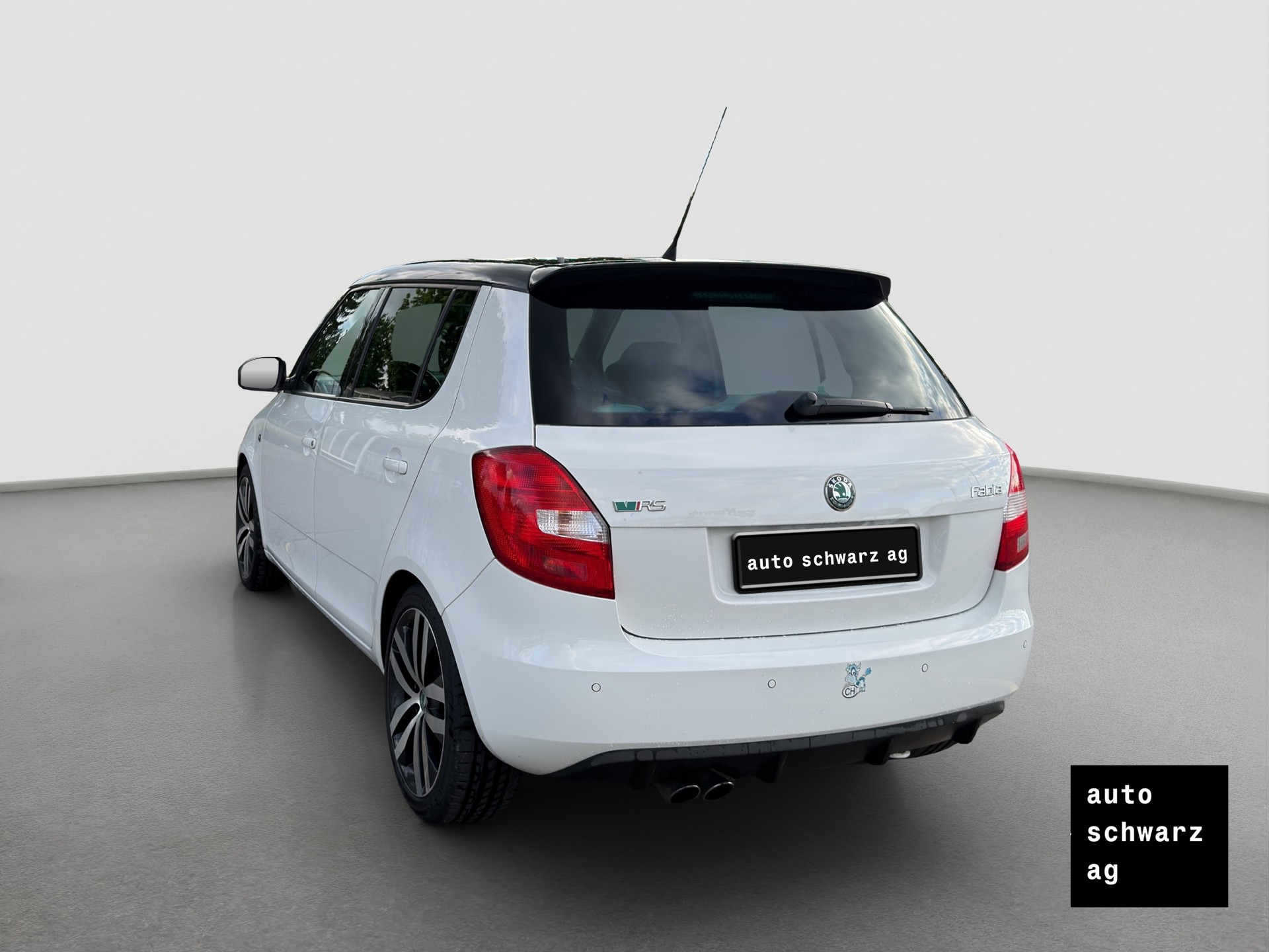 SKODA Fabia 1.4 TSI RS DSG-image-6