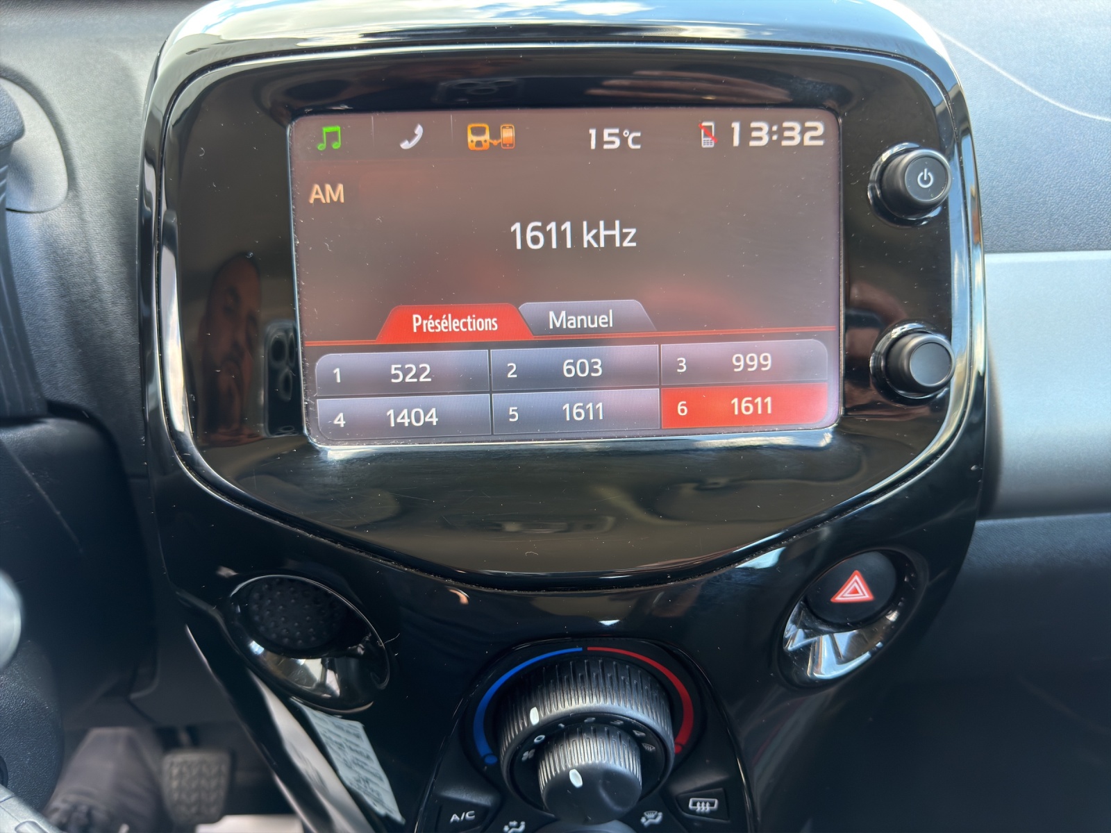 PEUGEOT 108 1.0 VTi Allure ETG-image-14