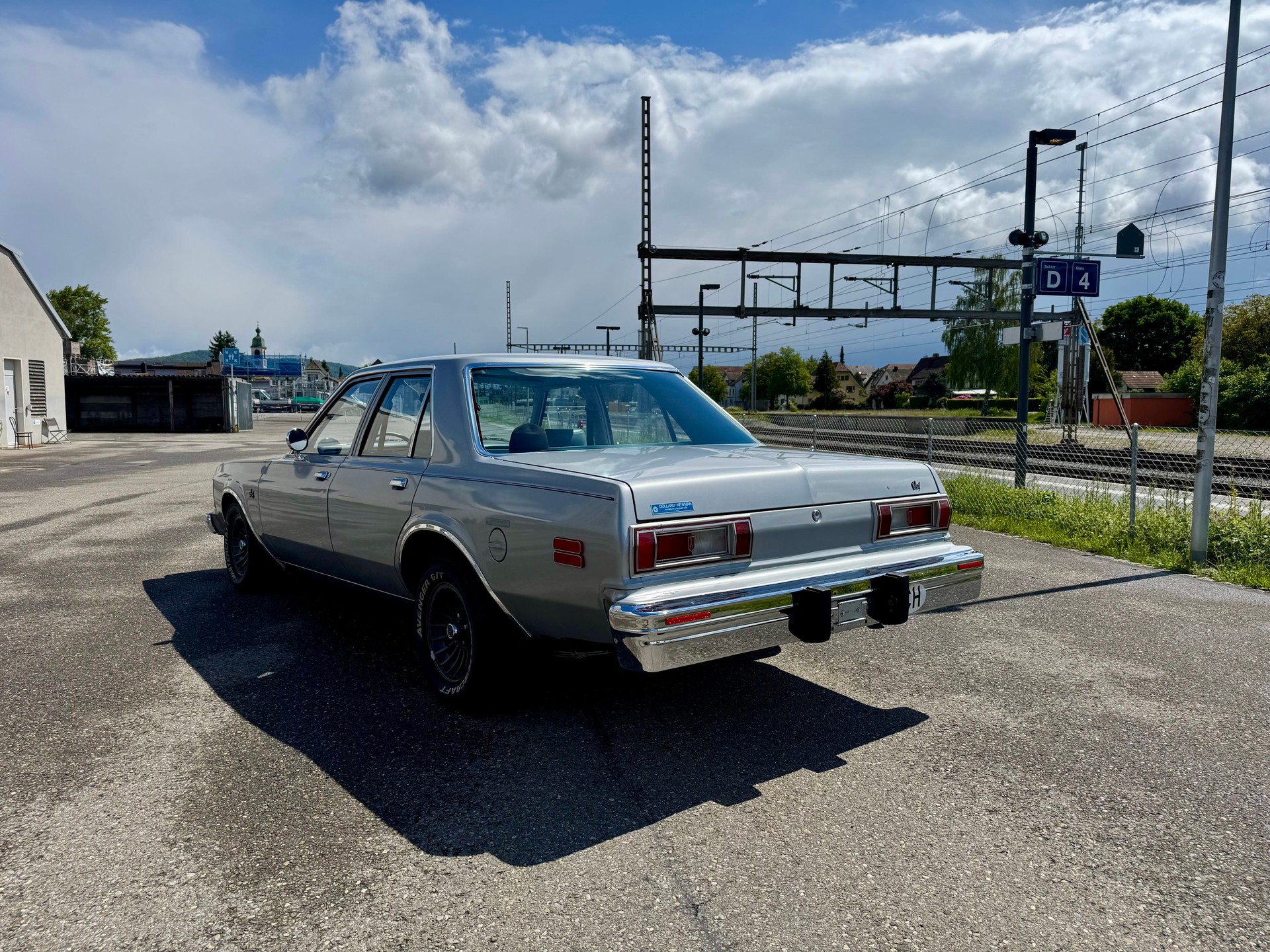 PLYMOUTH Volaré-image-3