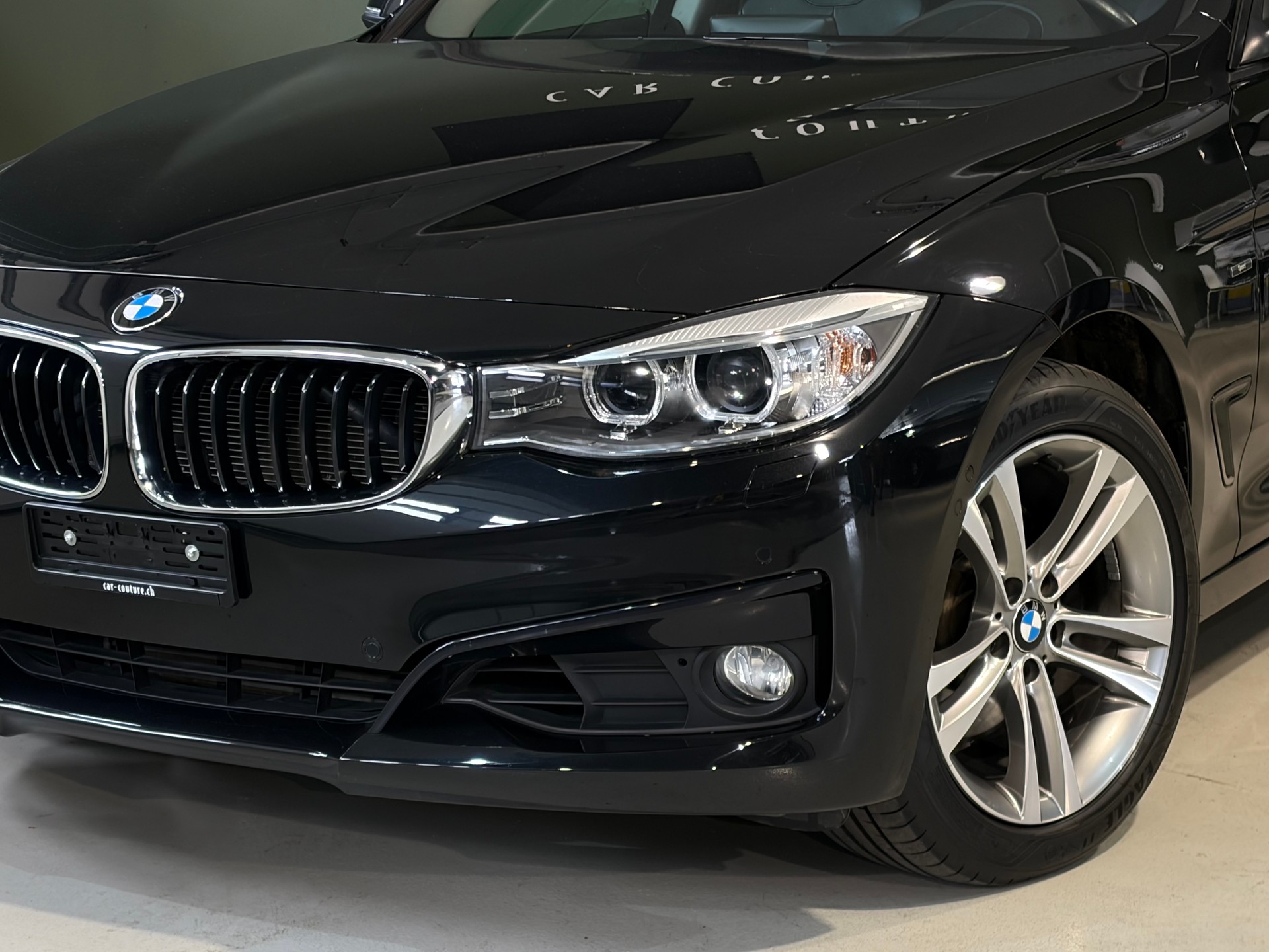 BMW 328i GT xDrive Sport Line Steptronic*CH-Fahrzeug*Ab MFK*-showroom-element-2