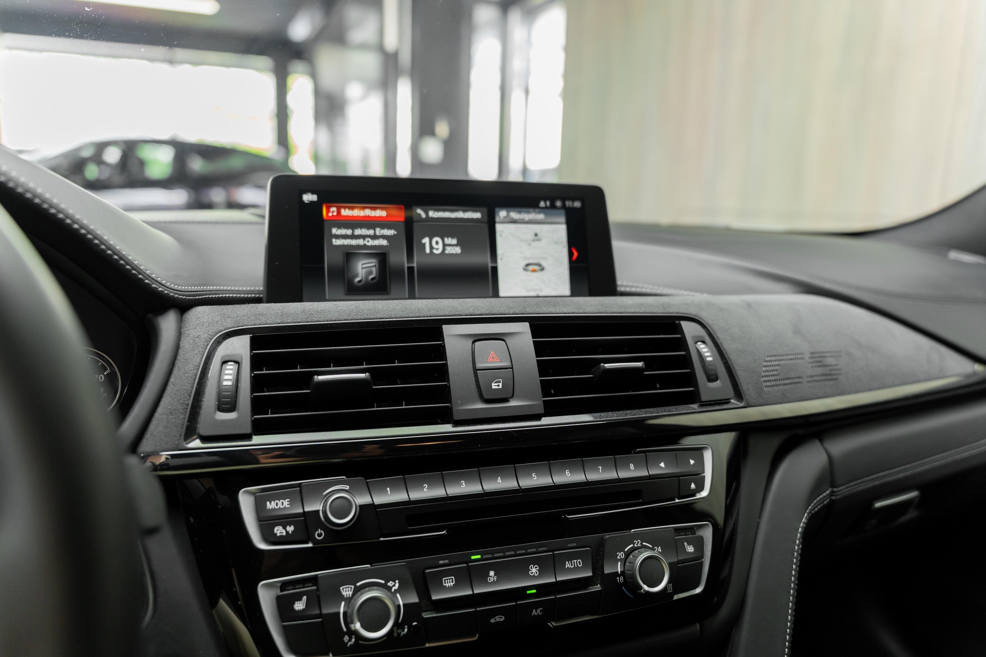 BMW M4 Coupé CS DKG-image-7