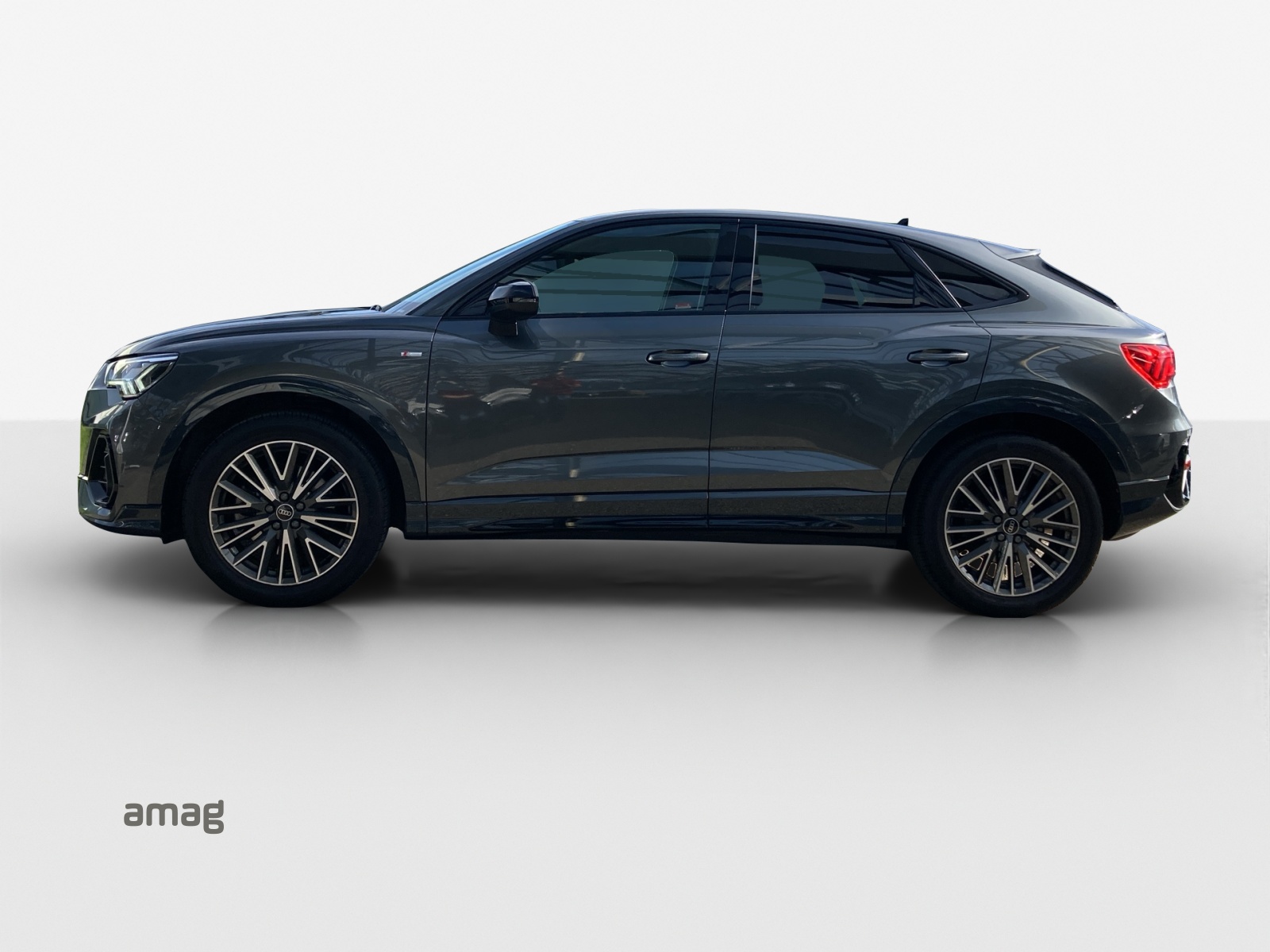 AUDI Q3 Sportback 40 TFSI S line quattro S-tronic-showroom-element-1