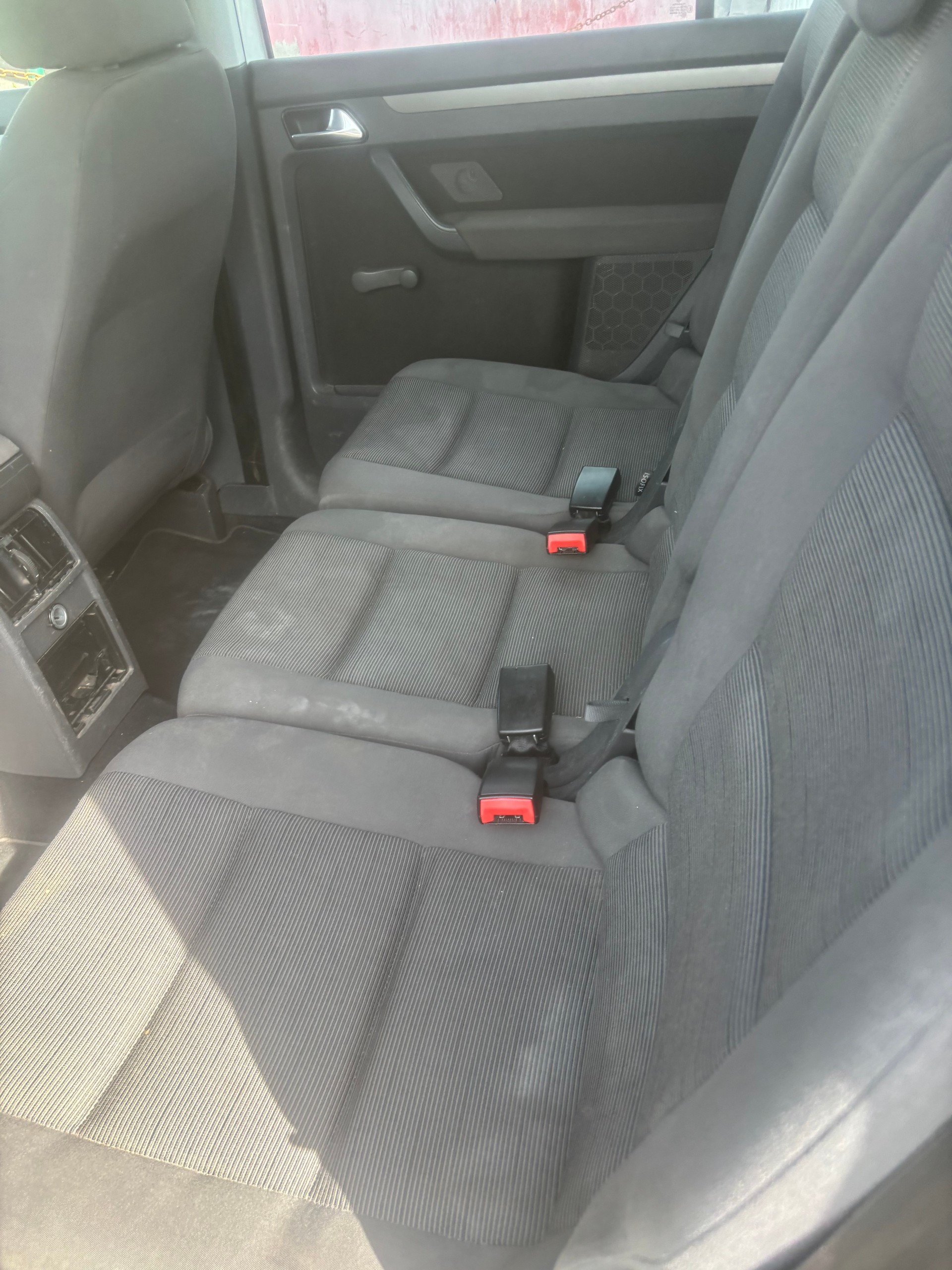 VW Touran 2.0 EcoFuel Conceptline-image-3