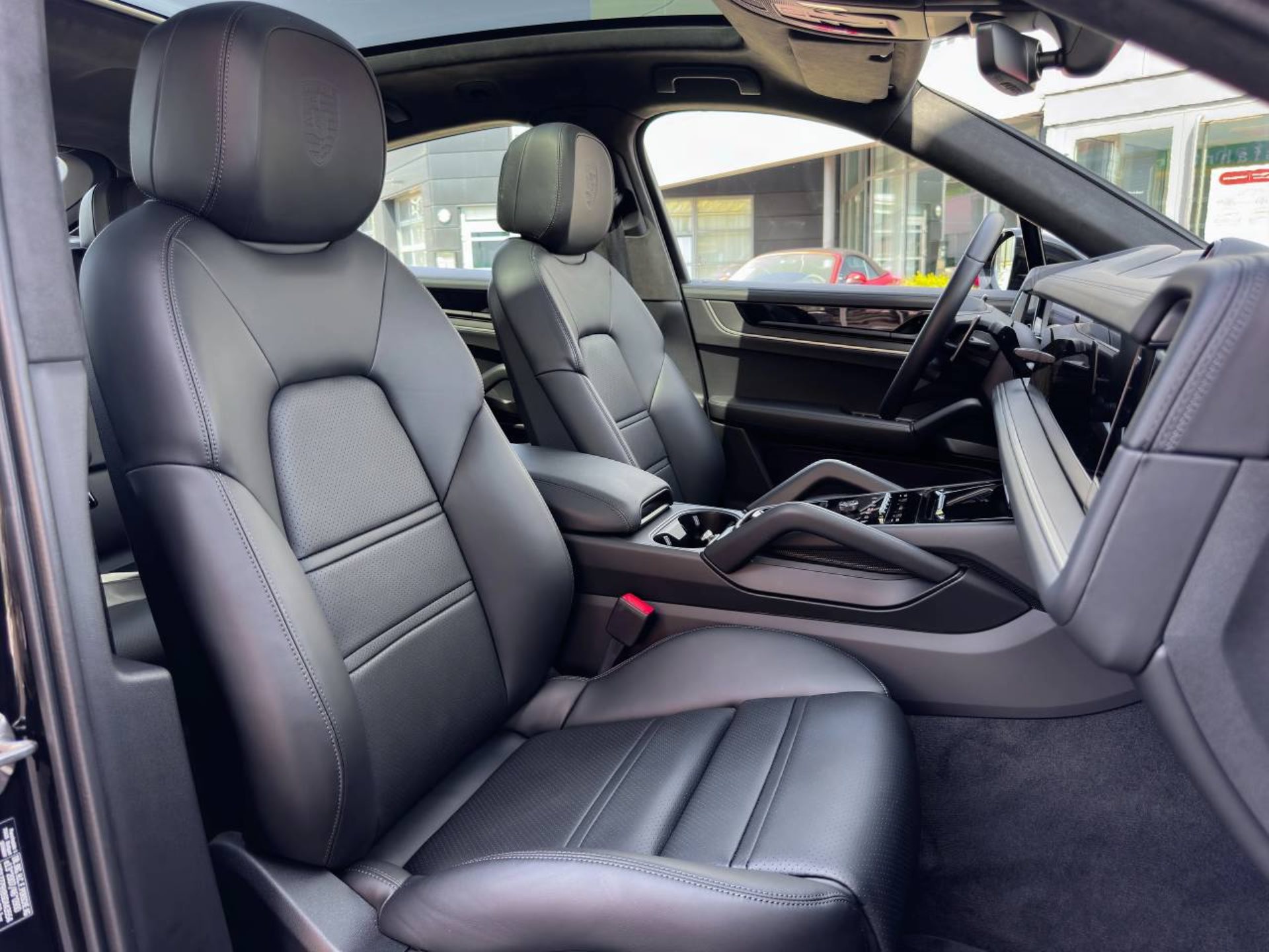 PORSCHE Cayenne S E-Hybrid Coupé-image-15