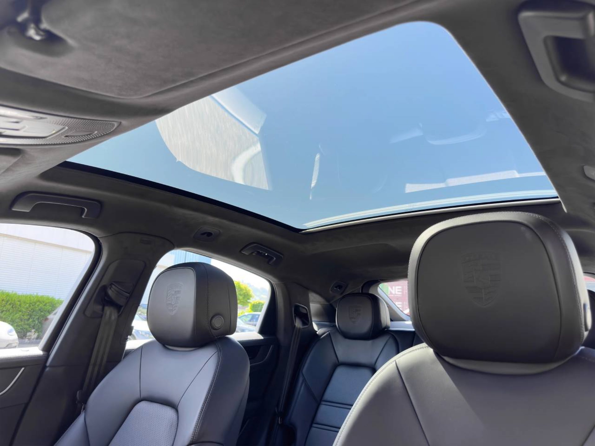 PORSCHE Cayenne S E-Hybrid Coupé-image-28