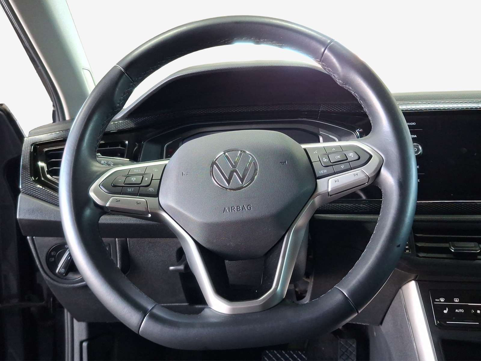VW Taigo 1.0 TSI Life DSG-image-9