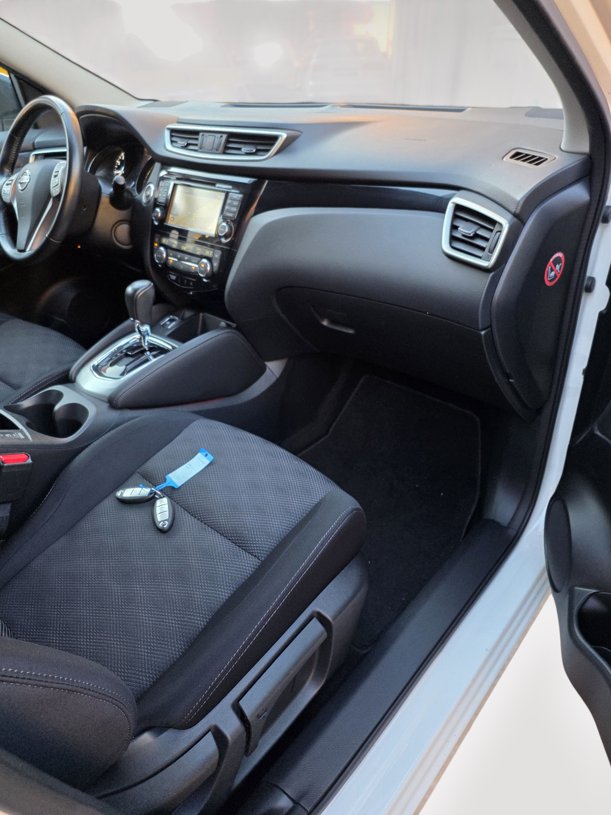 NISSAN Qashqai 1.2 DIG-T Swiss Edition Xtronic CVT-image-15