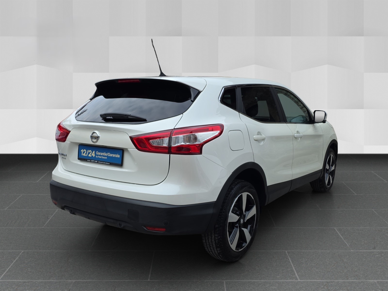 NISSAN Qashqai 1.2 DIG-T Swiss Edition Xtronic CVT-image-4
