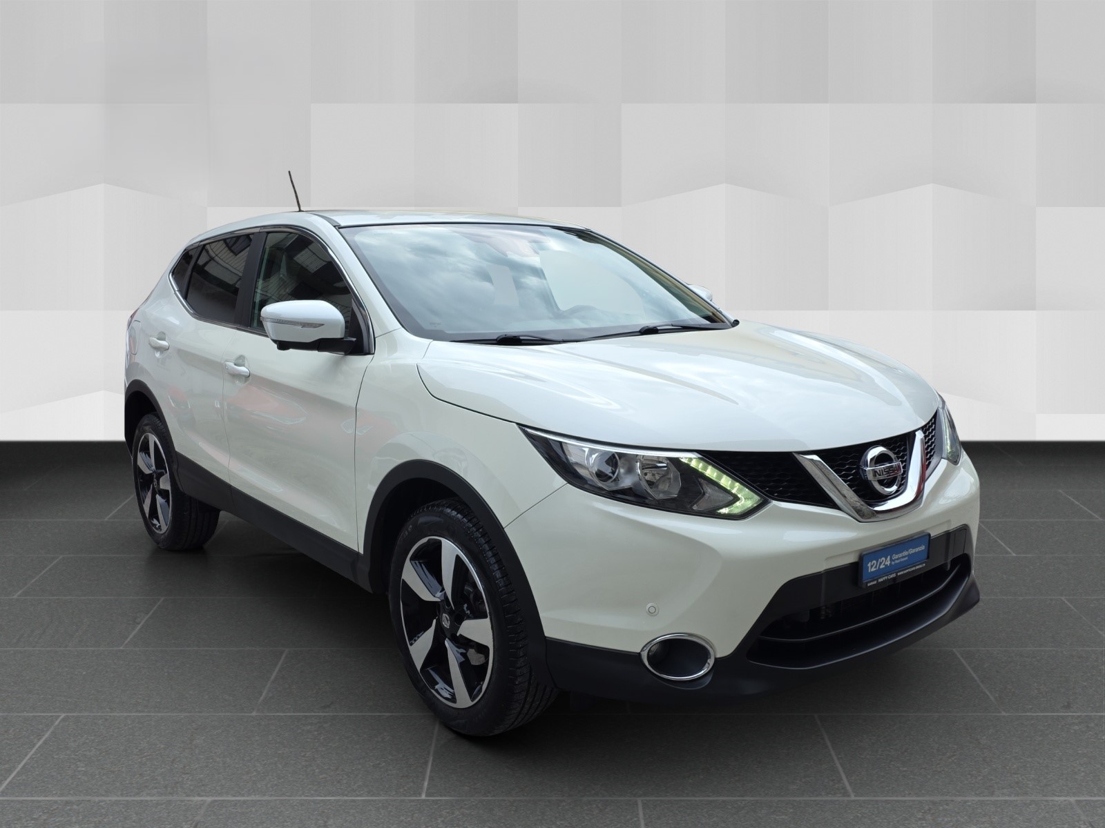 NISSAN Qashqai 1.2 DIG-T Swiss Edition Xtronic CVT-image-2