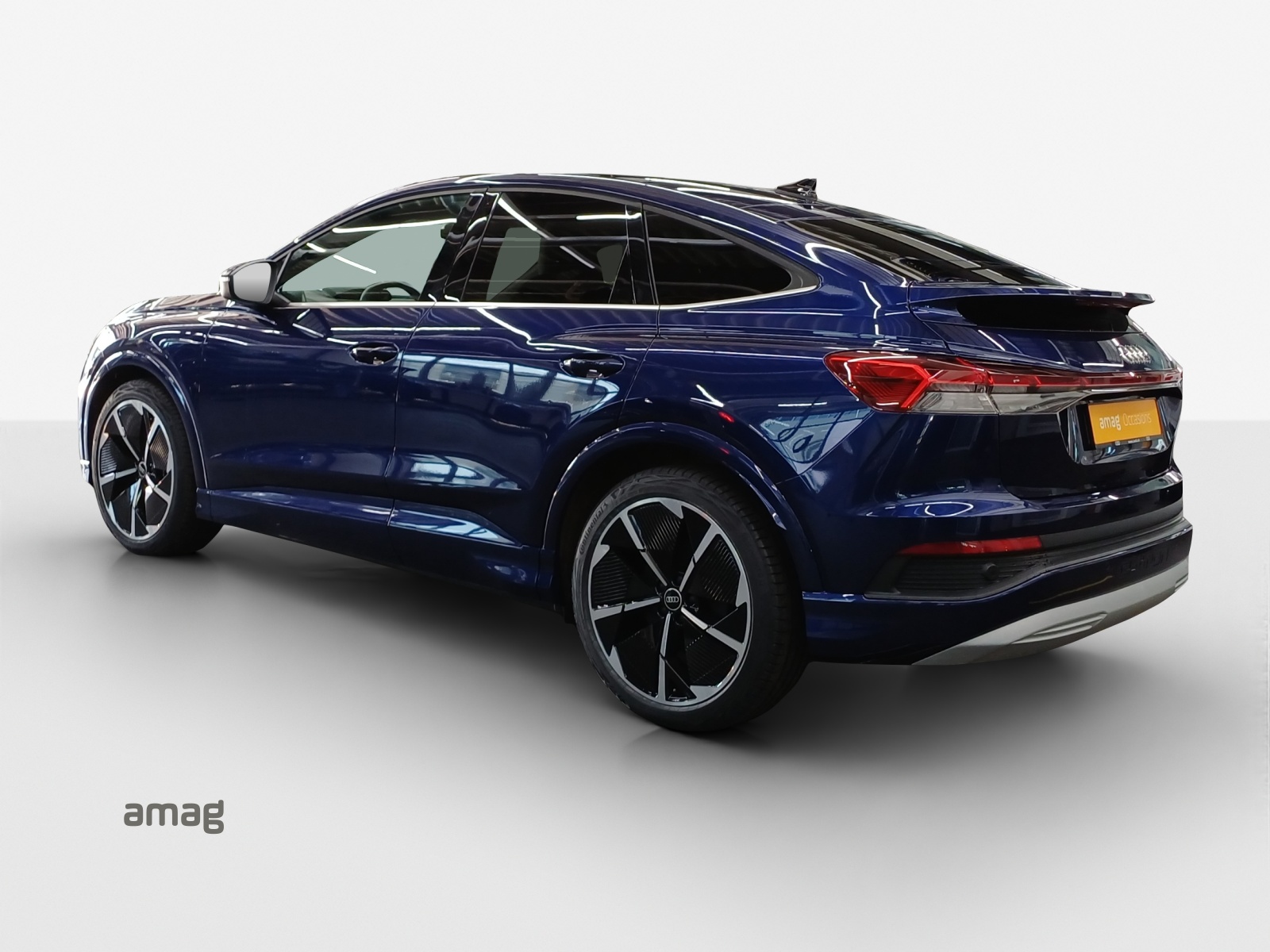 AUDI Q4 Sportback e-tron 55 quattro-showroom-element-2