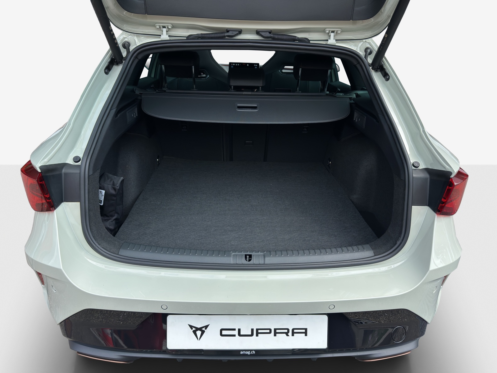 CUPRA LEON ST 1.5 e-HYBRID pHEV Prime Edition VZ DSG-image-12